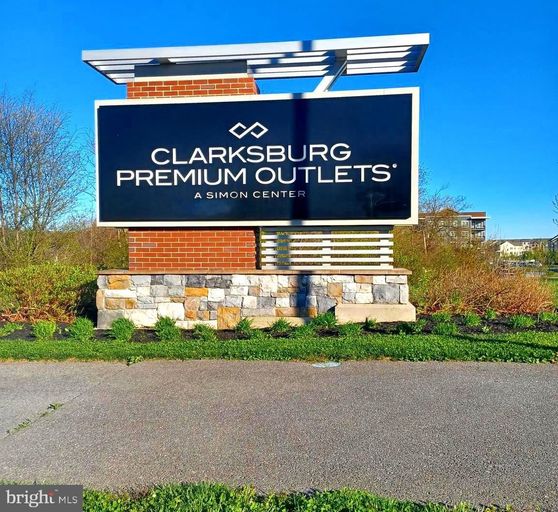 FOUNTAIN VIEW - Residential