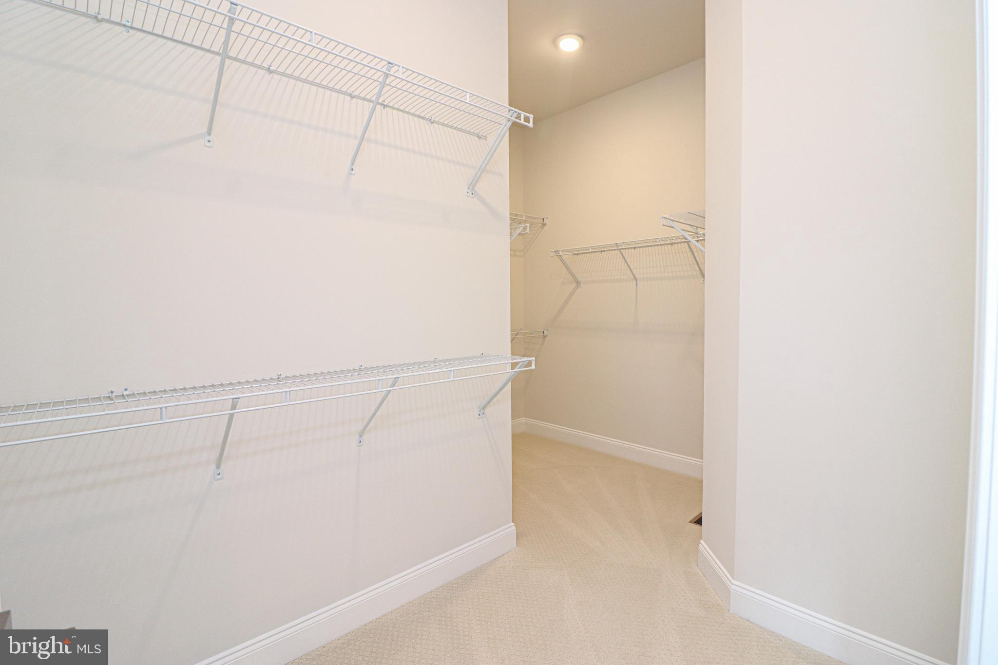 REGENCY AT CREEKSIDE - Residential