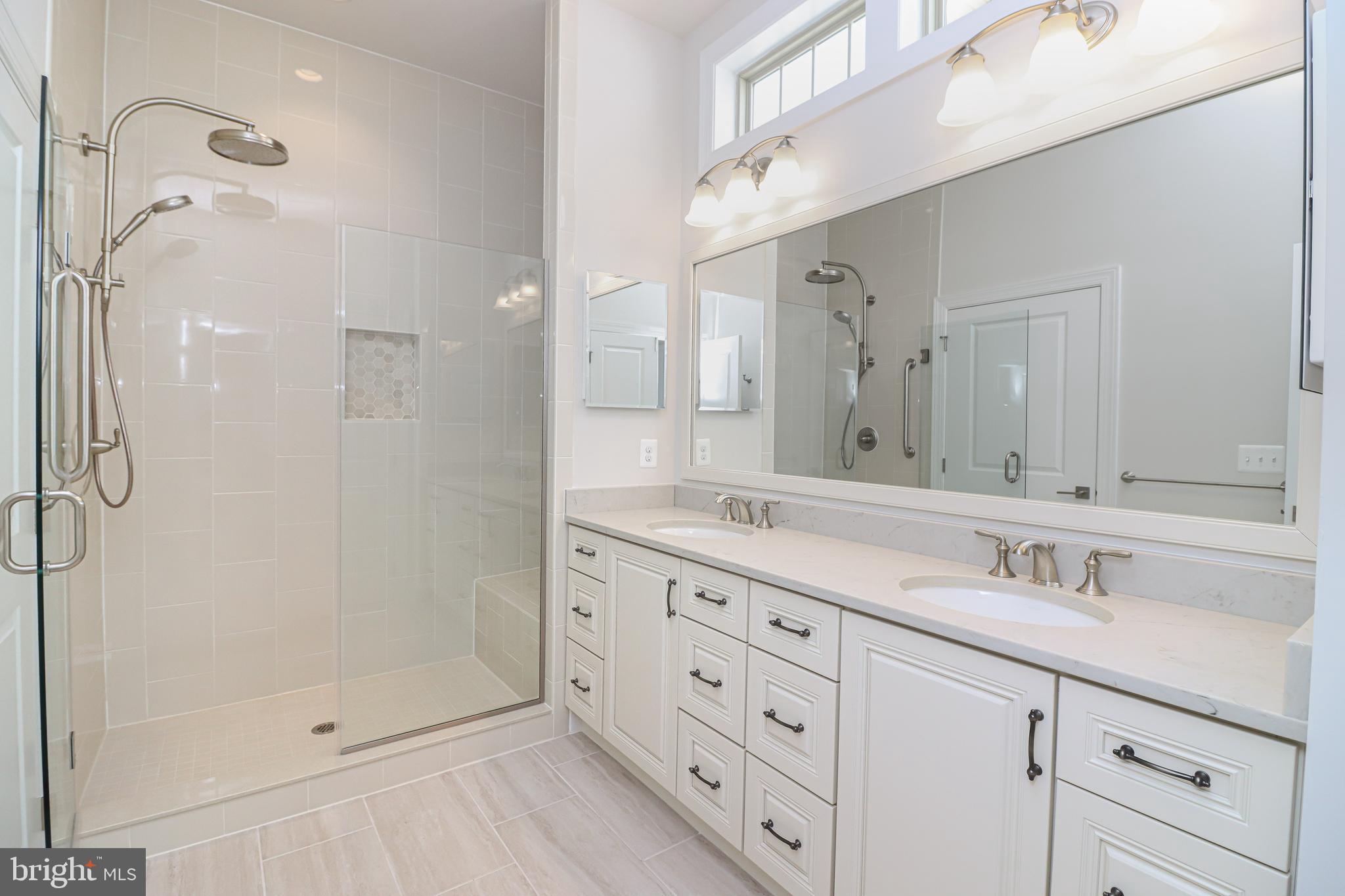 REGENCY AT CREEKSIDE - Residential