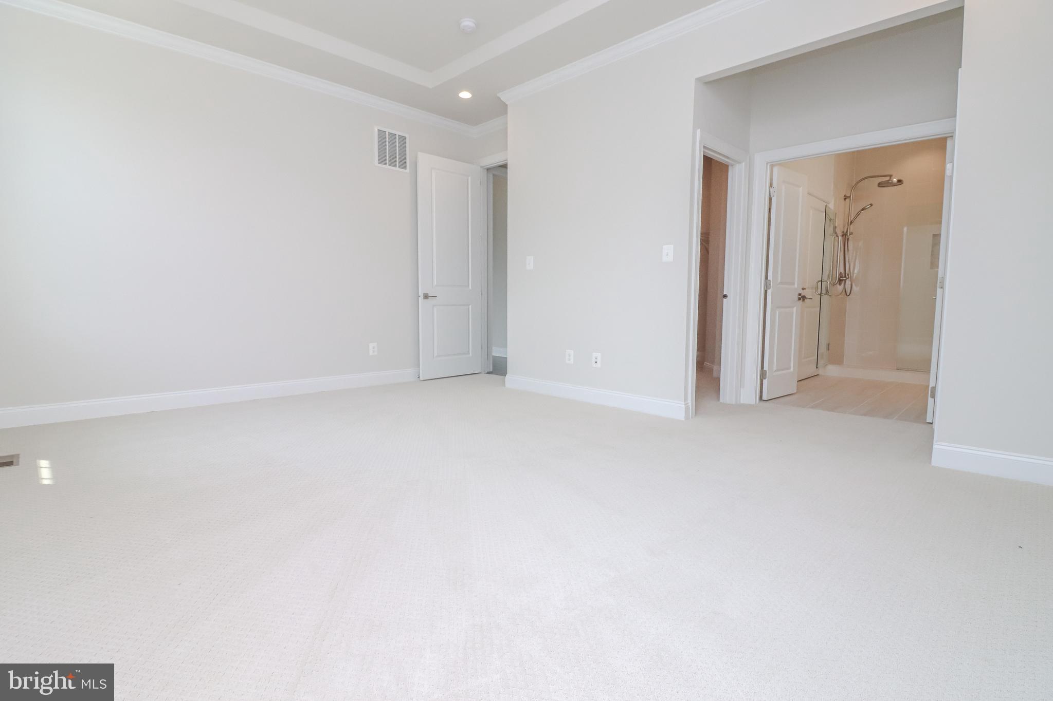 REGENCY AT CREEKSIDE - Residential