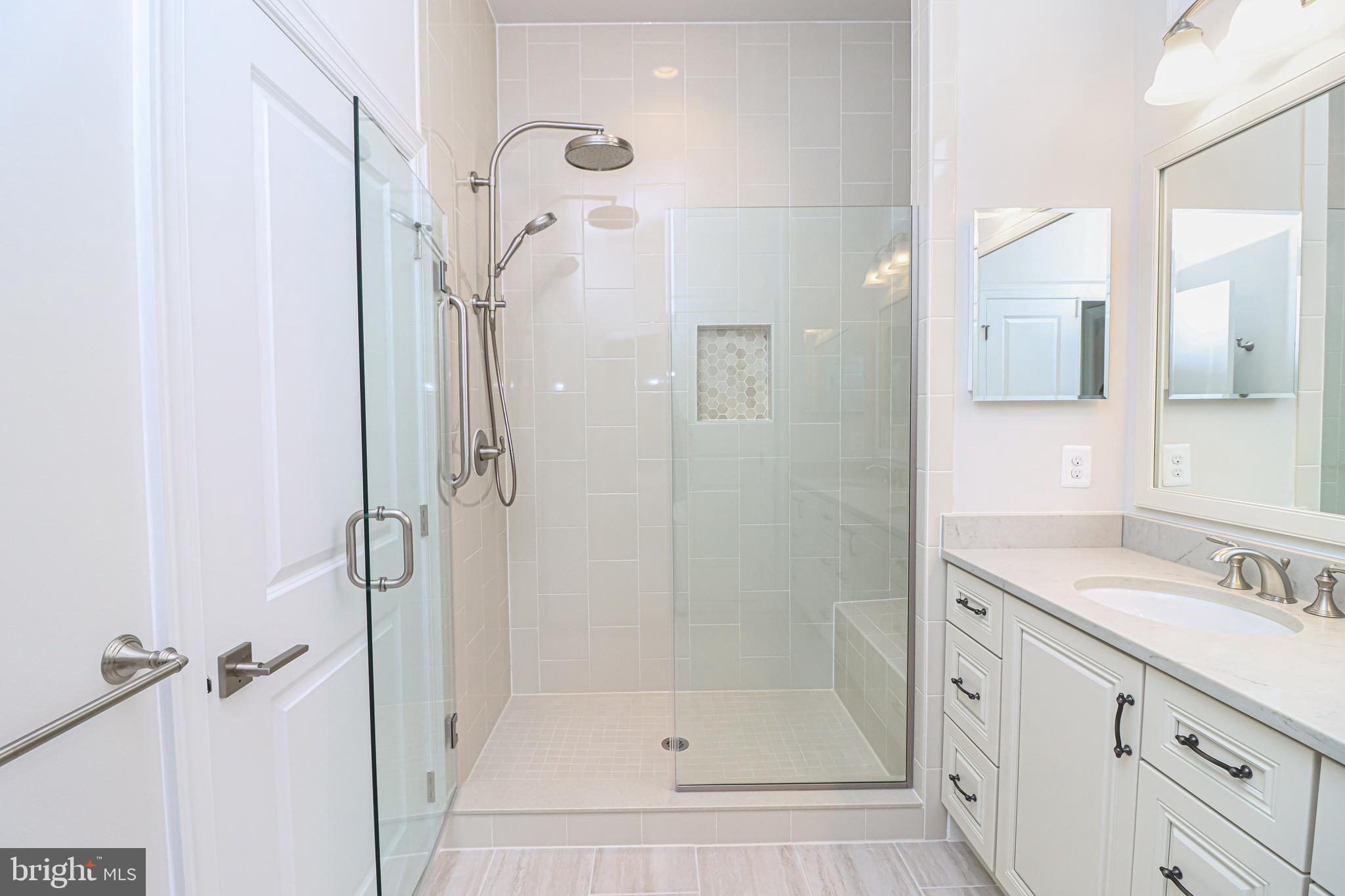 REGENCY AT CREEKSIDE - Residential