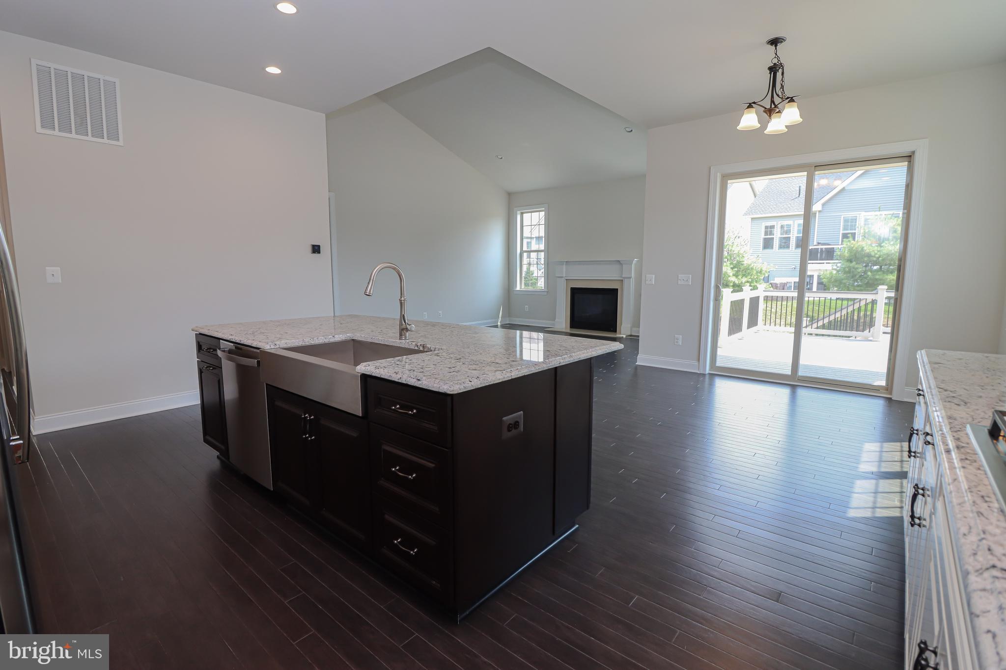 REGENCY AT CREEKSIDE - Residential