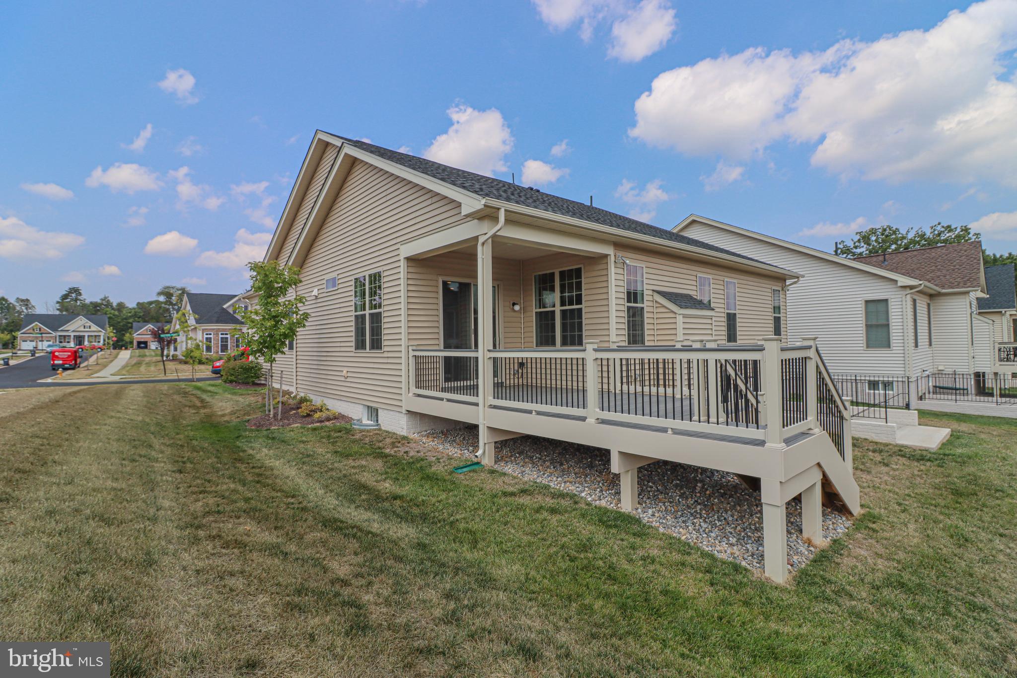 REGENCY AT CREEKSIDE - Residential