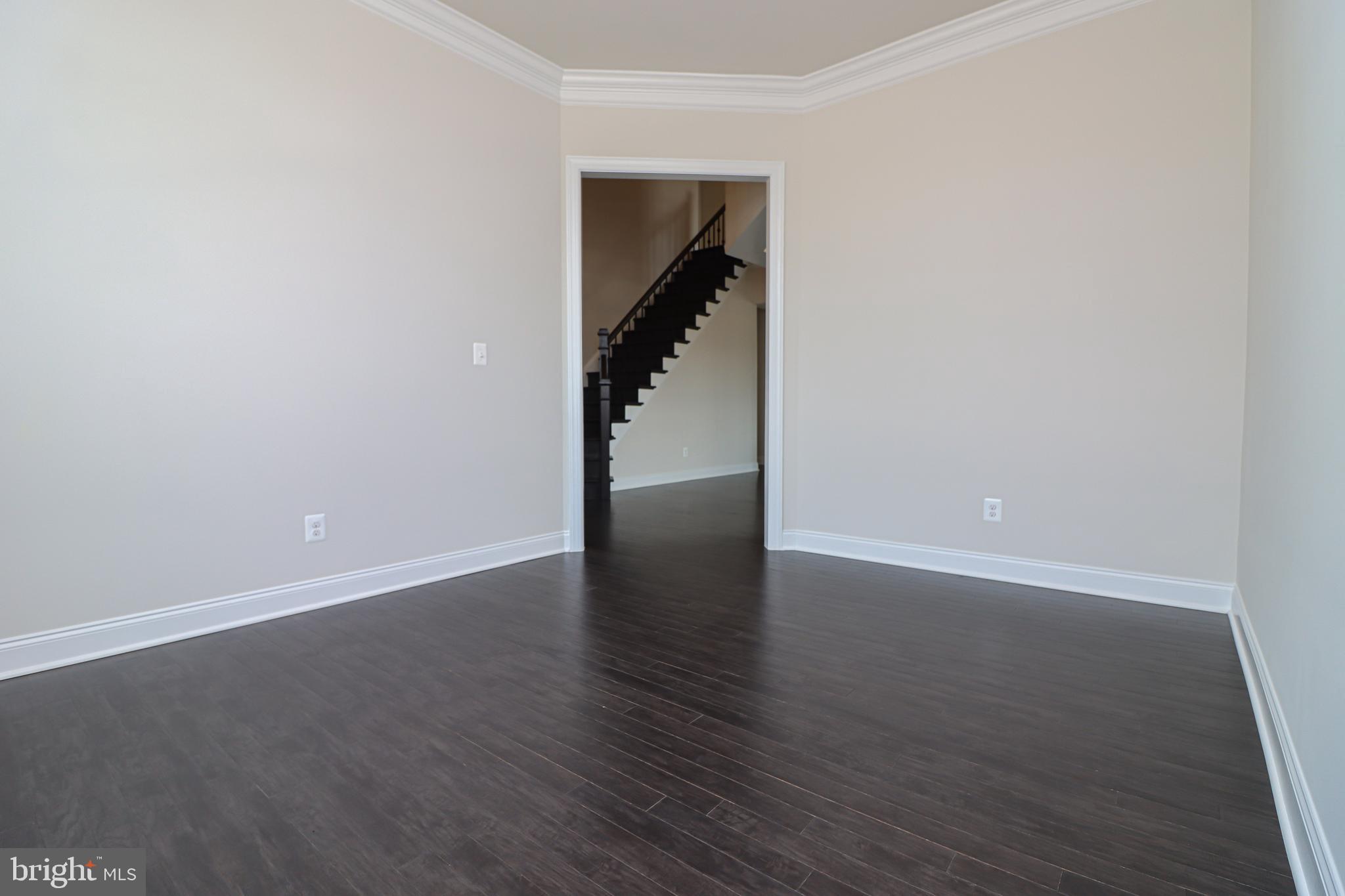 REGENCY AT CREEKSIDE - Residential