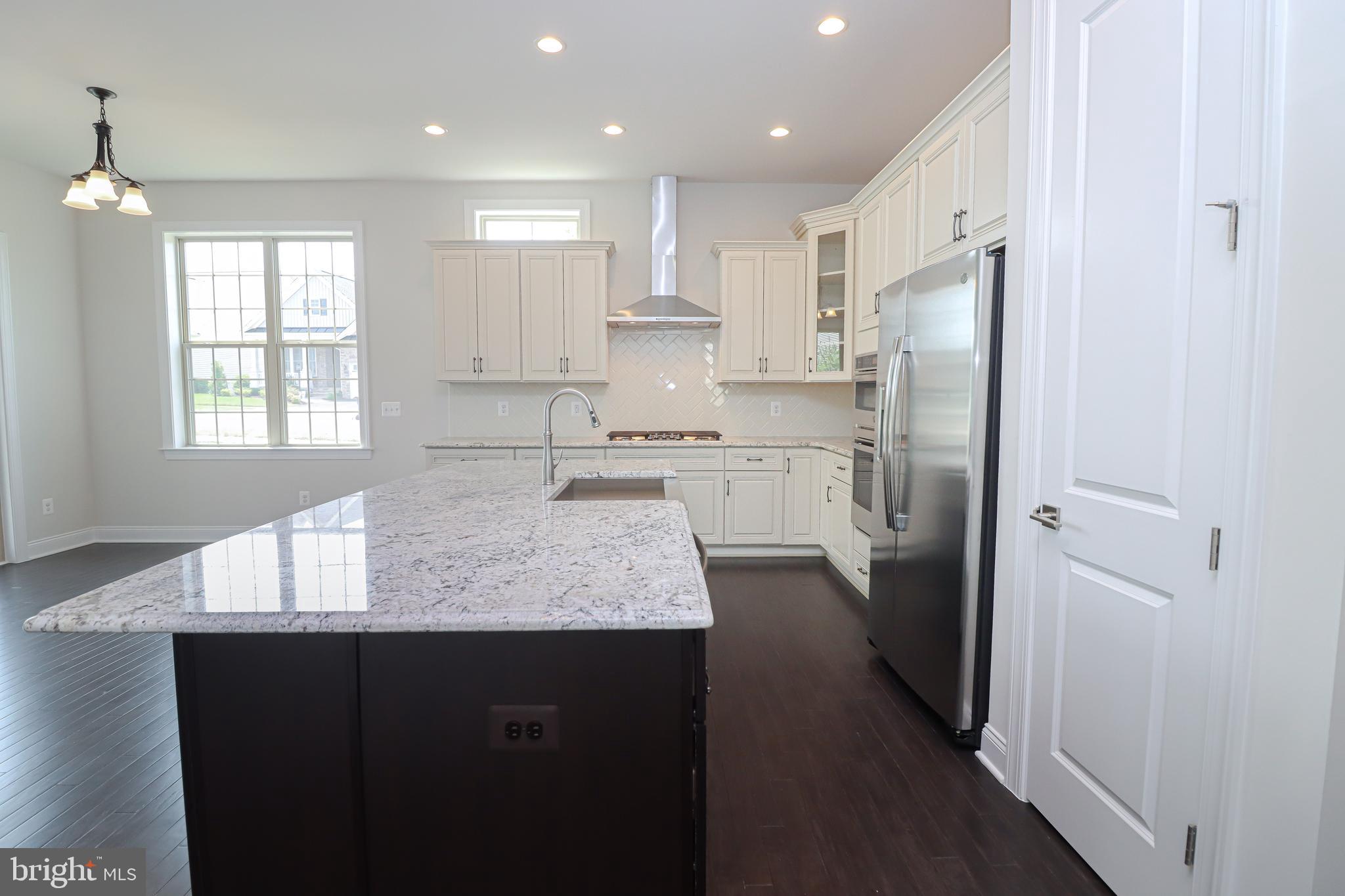 REGENCY AT CREEKSIDE - Residential