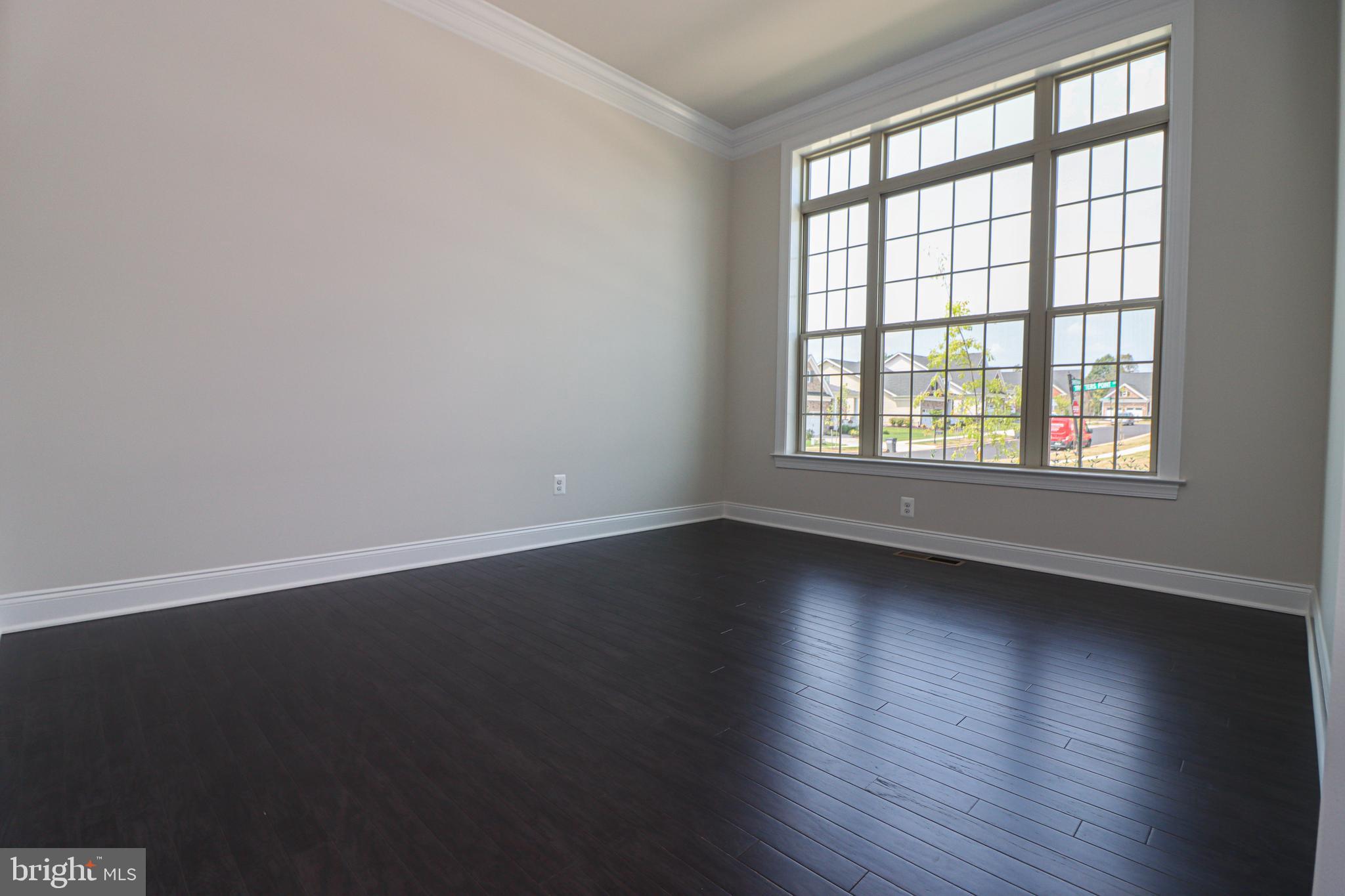 REGENCY AT CREEKSIDE - Residential