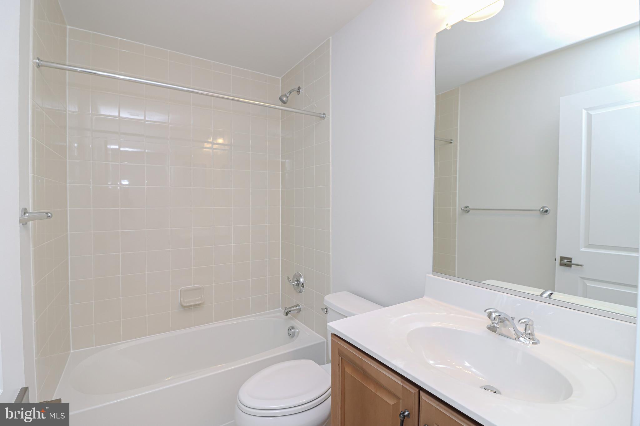 REGENCY AT CREEKSIDE - Residential