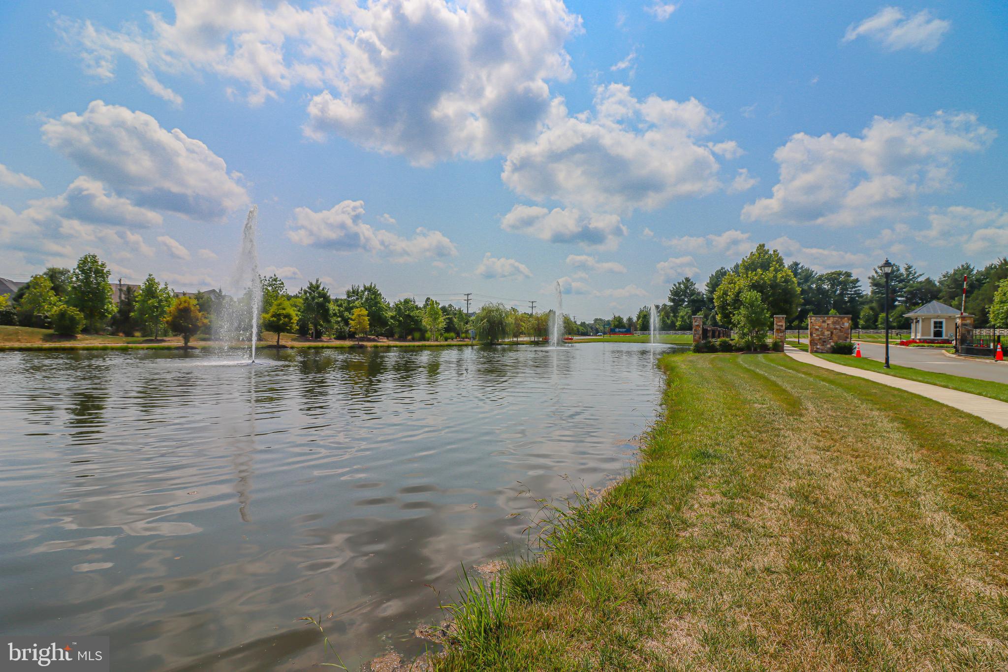 REGENCY AT CREEKSIDE - Residential