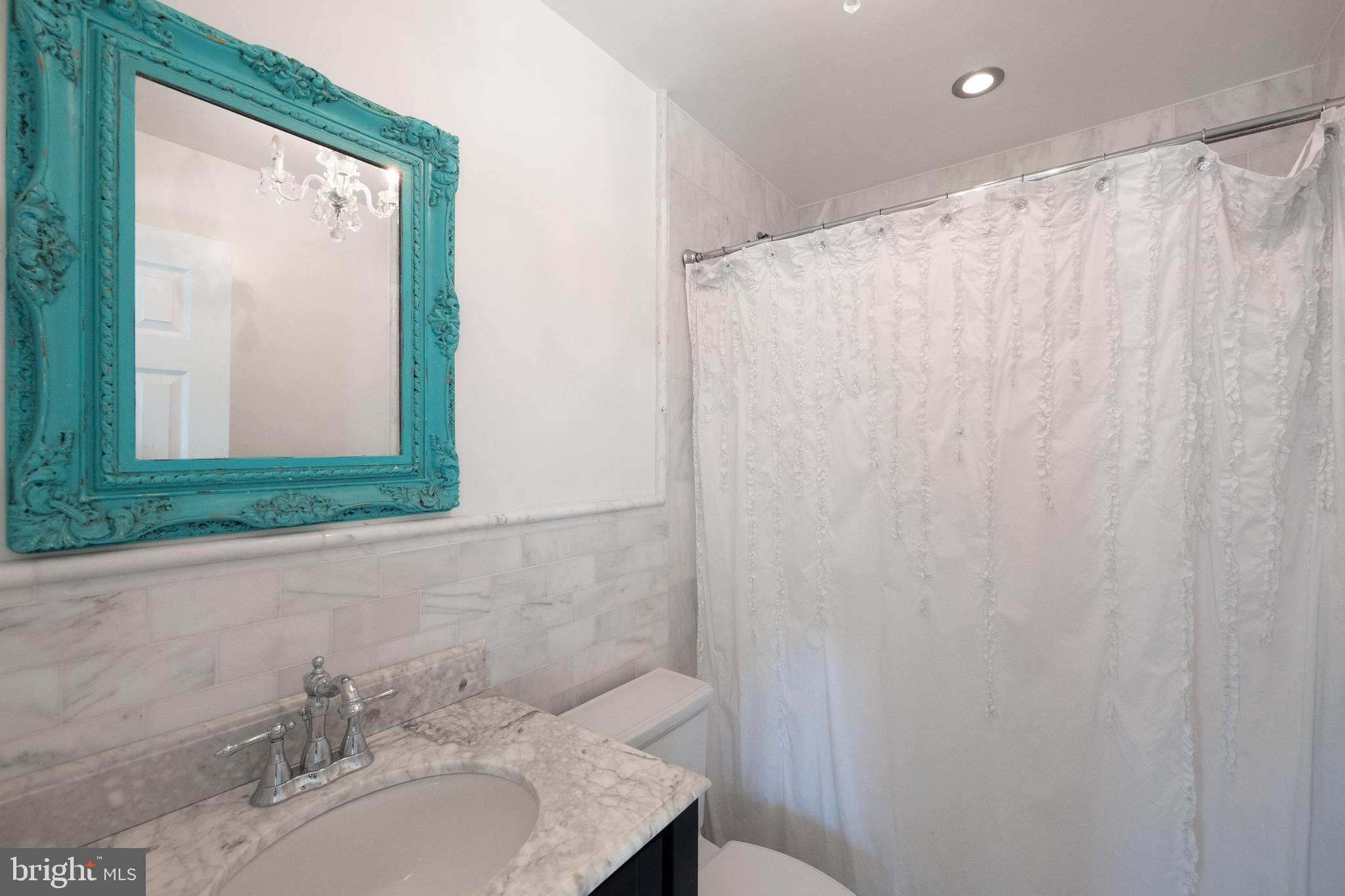 COURTHOUSE SQUARE - Residential