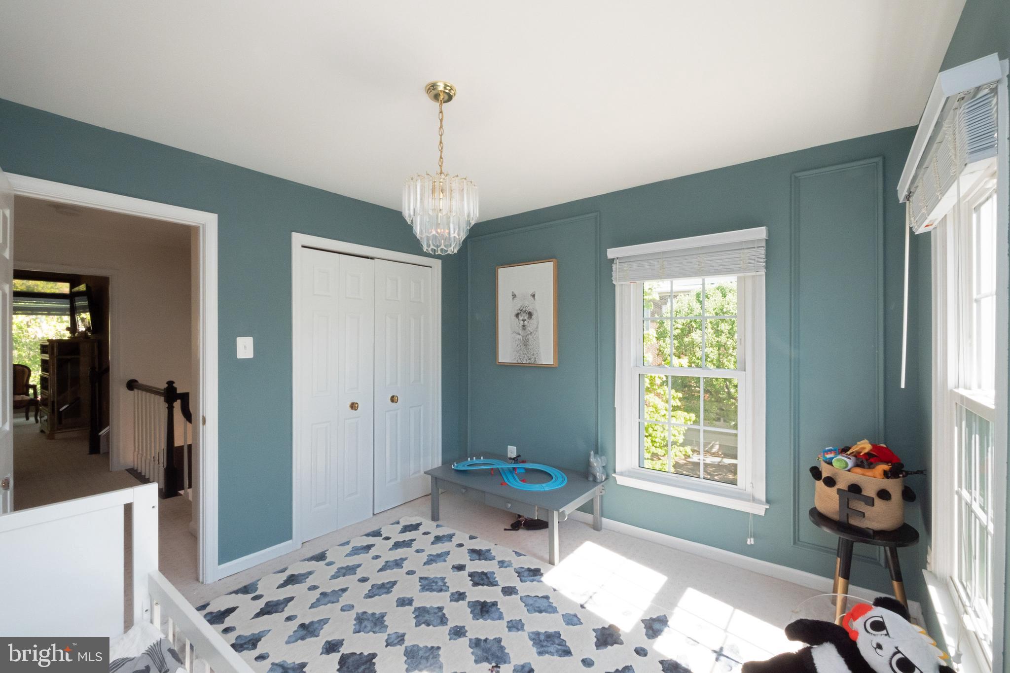 COURTHOUSE SQUARE - Residential