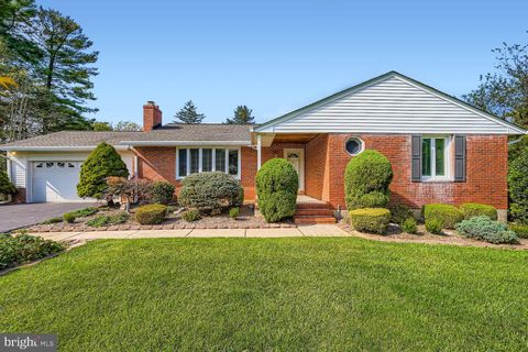 Photo of 1604 Timberline Court, BALTIMORE, MD 21286 (MLS # MDBC2140852)