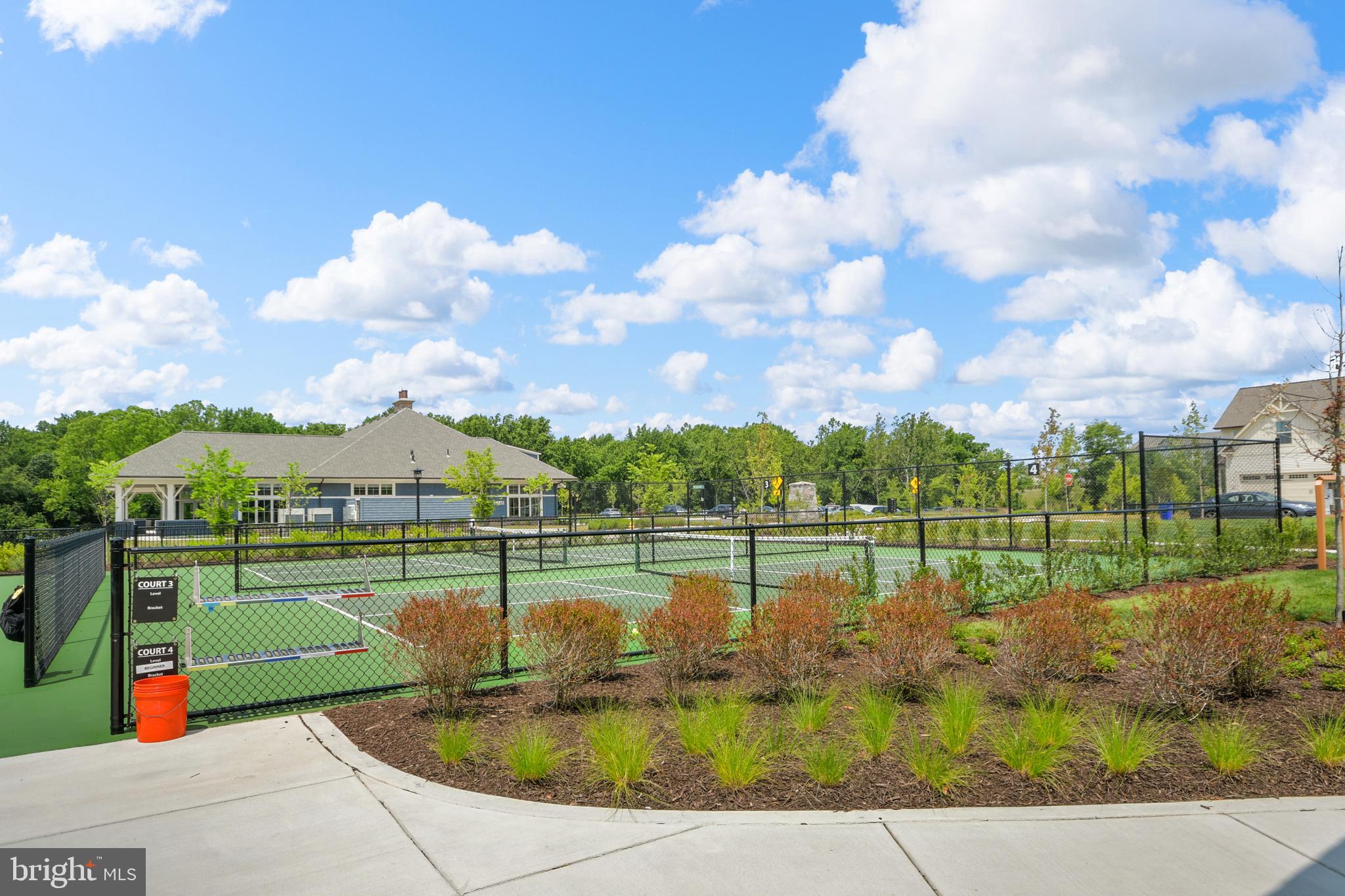 THE WOODLANDS - Residential