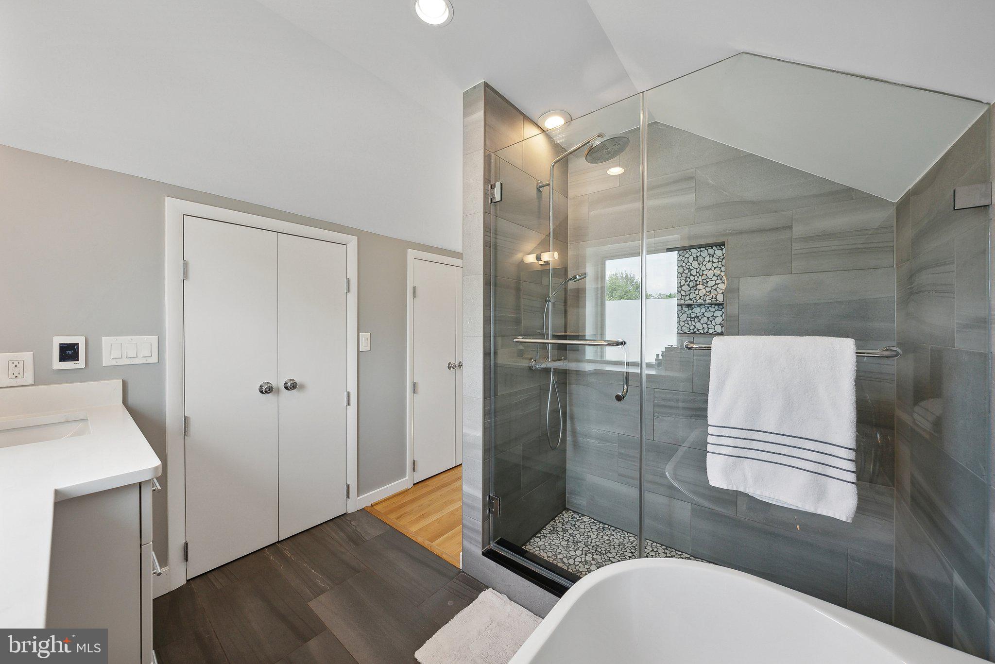 KENT GARDENS - Residential