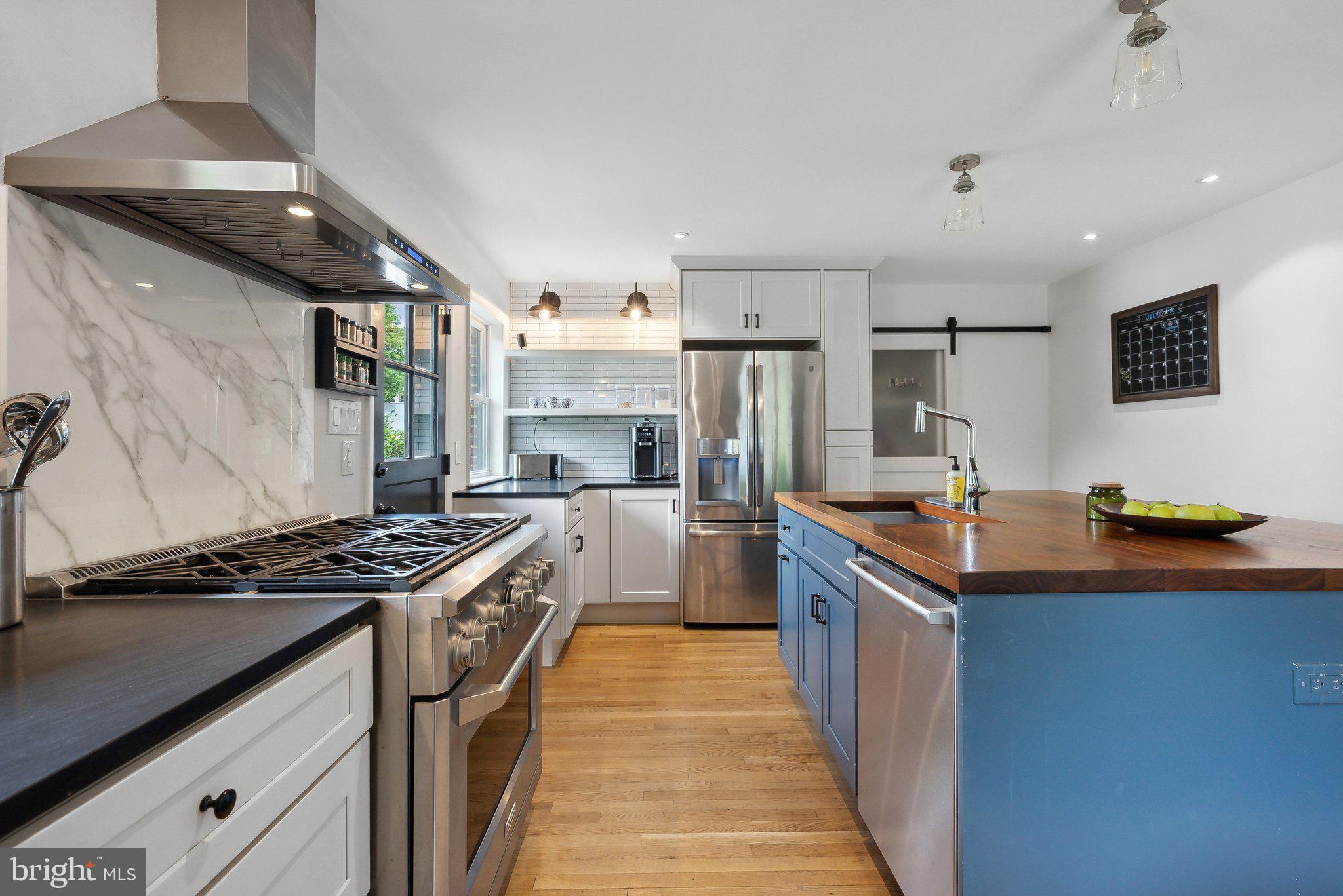 KENT GARDENS - Residential