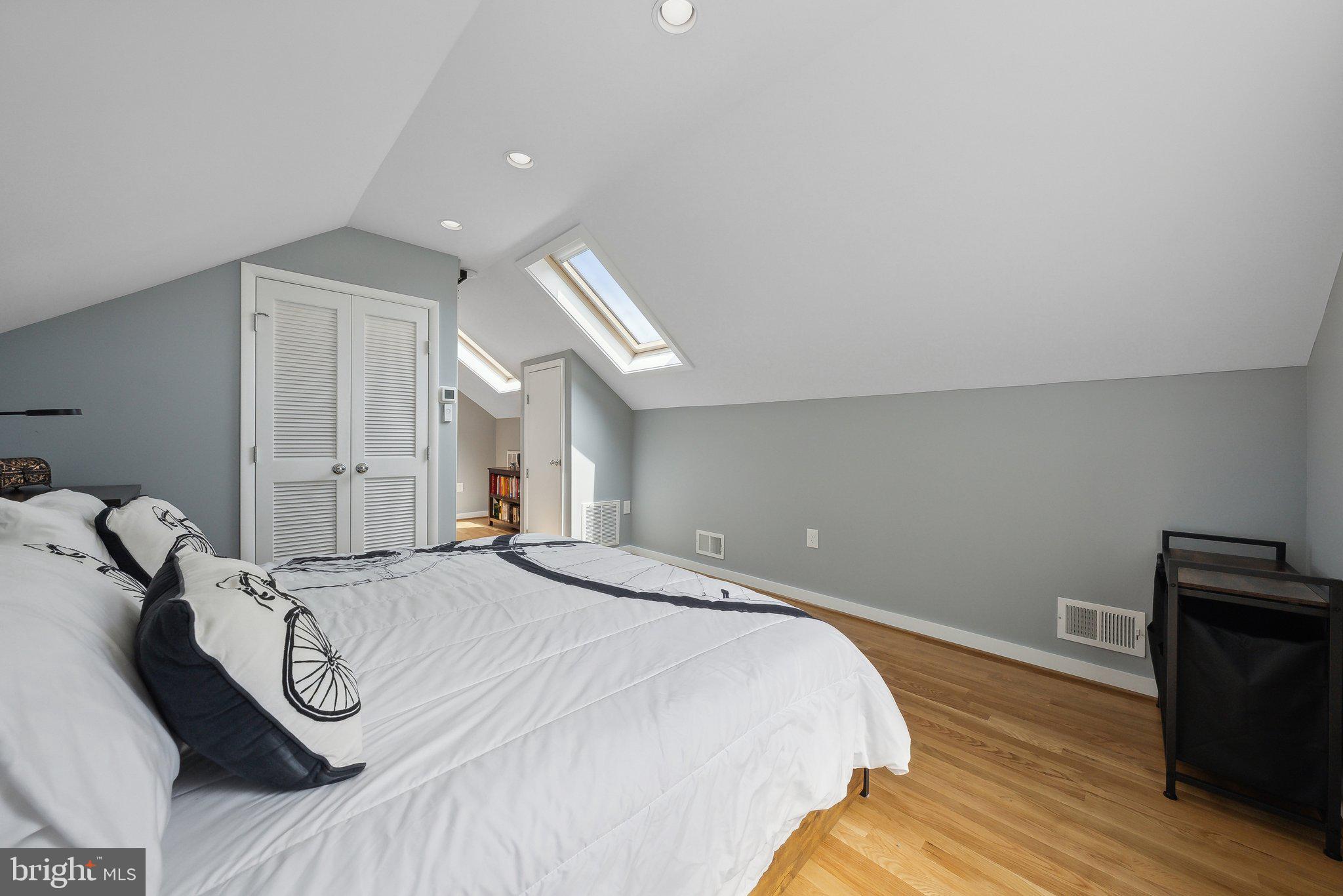 KENT GARDENS - Residential