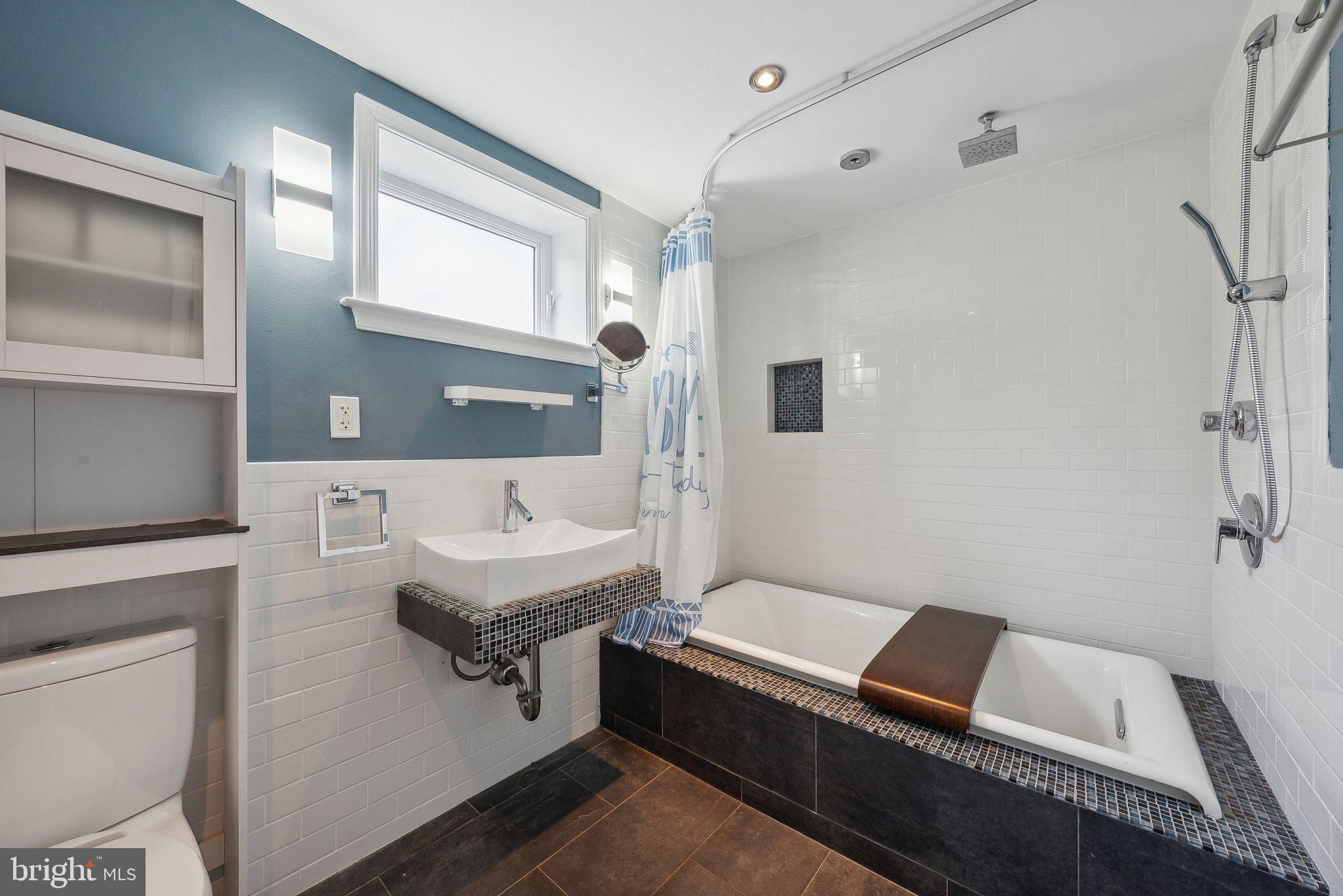 KENT GARDENS - Residential