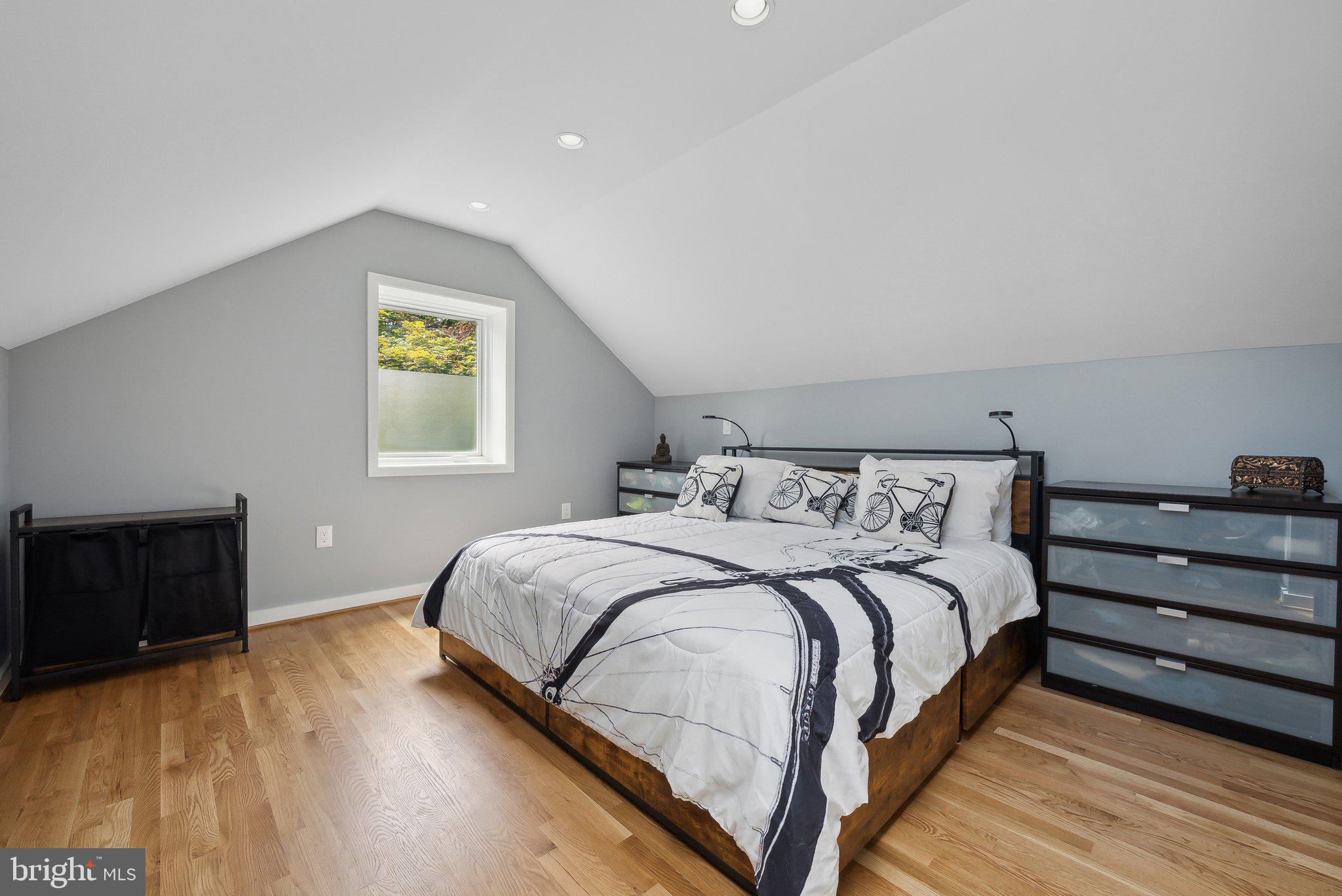 KENT GARDENS - Residential