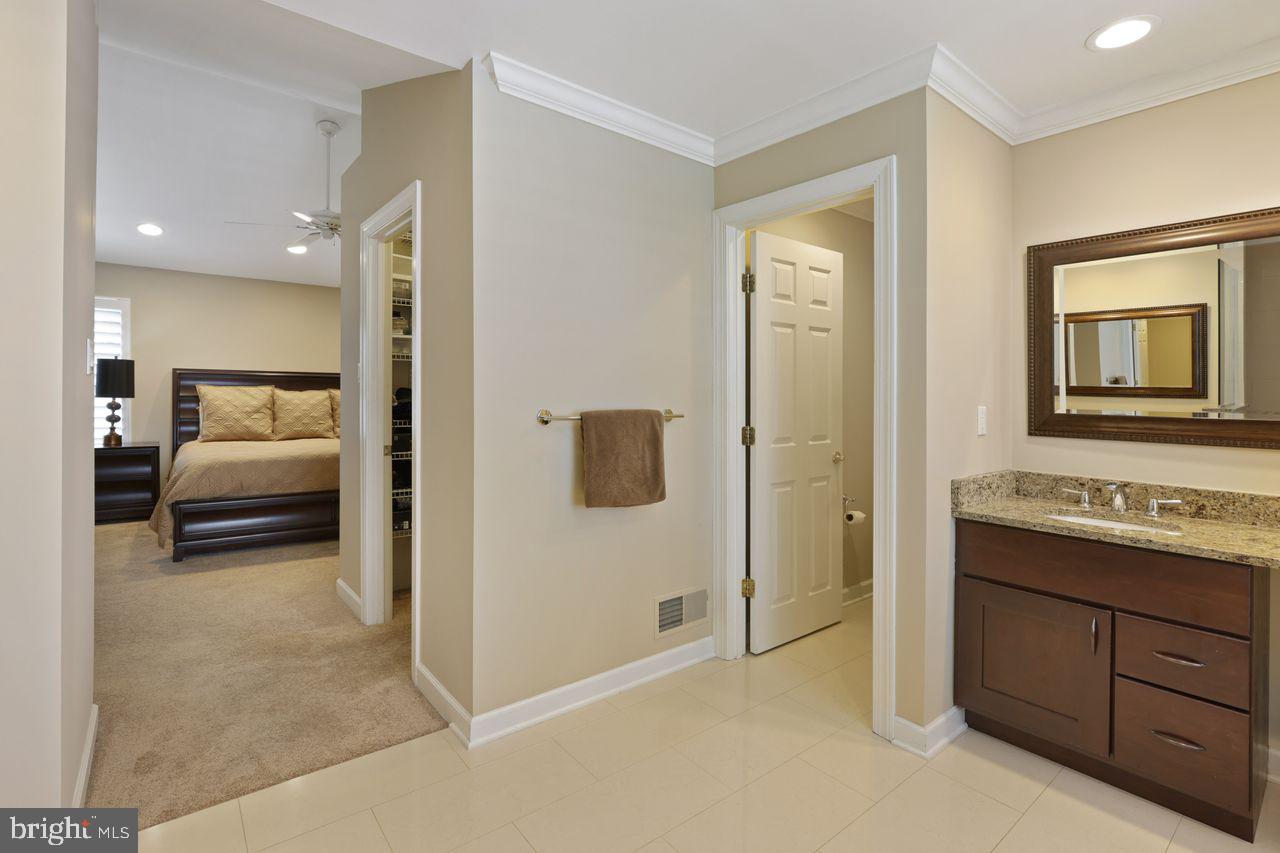 CHAPMAN FARM - Residential