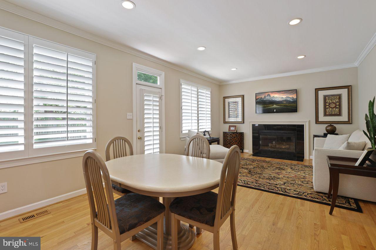 CHAPMAN FARM - Residential