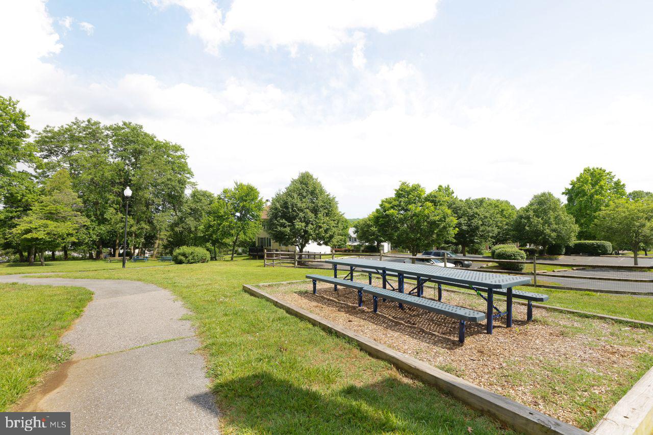 CHAPMAN FARM - Residential