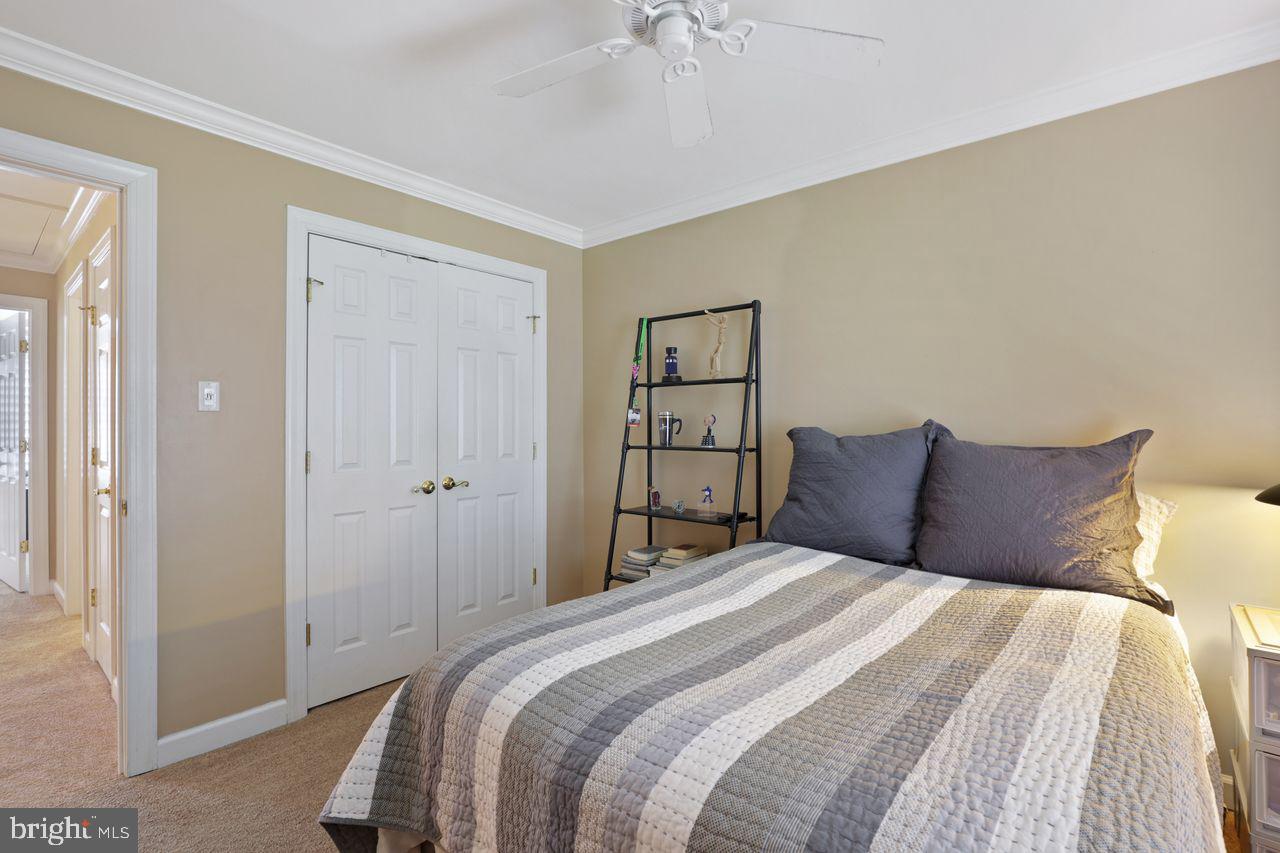 CHAPMAN FARM - Residential