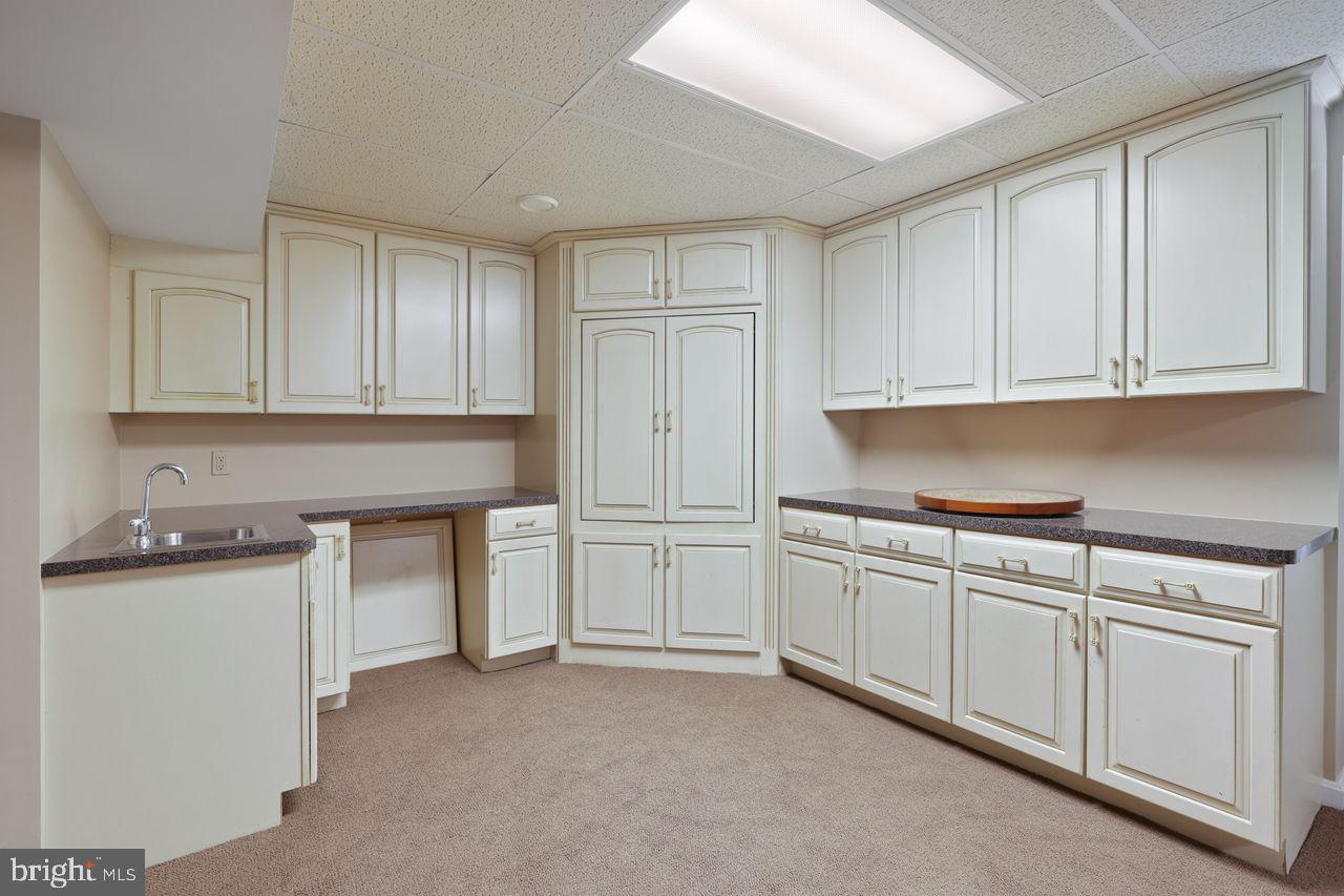 CHAPMAN FARM - Residential