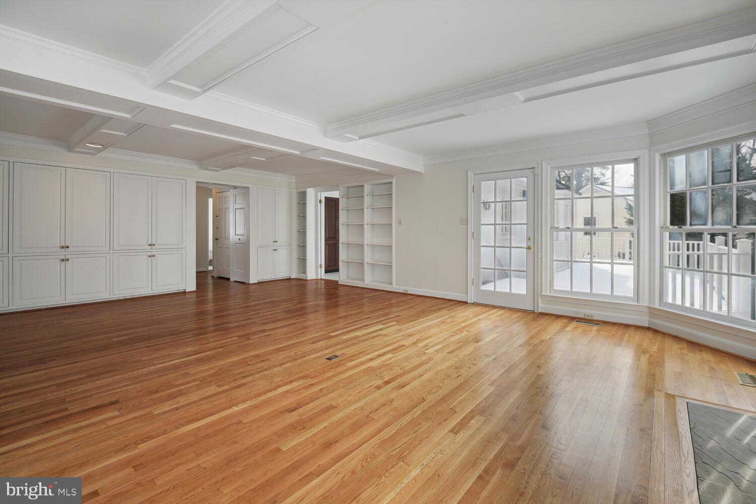 SMITHFIELD - Residential