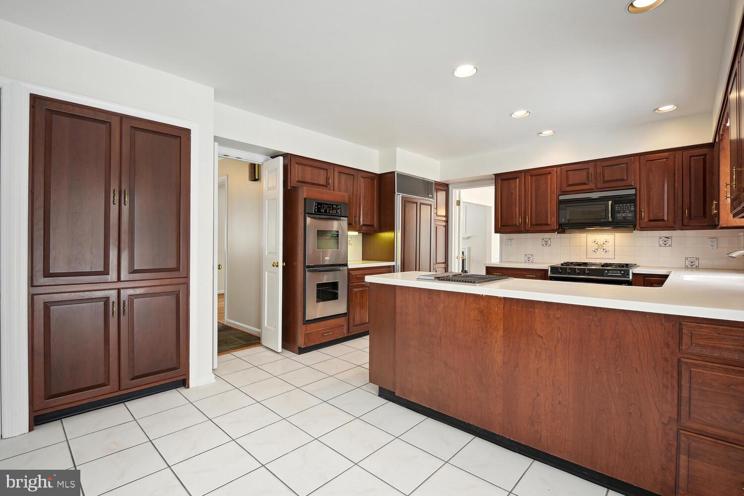 SMITHFIELD - Residential