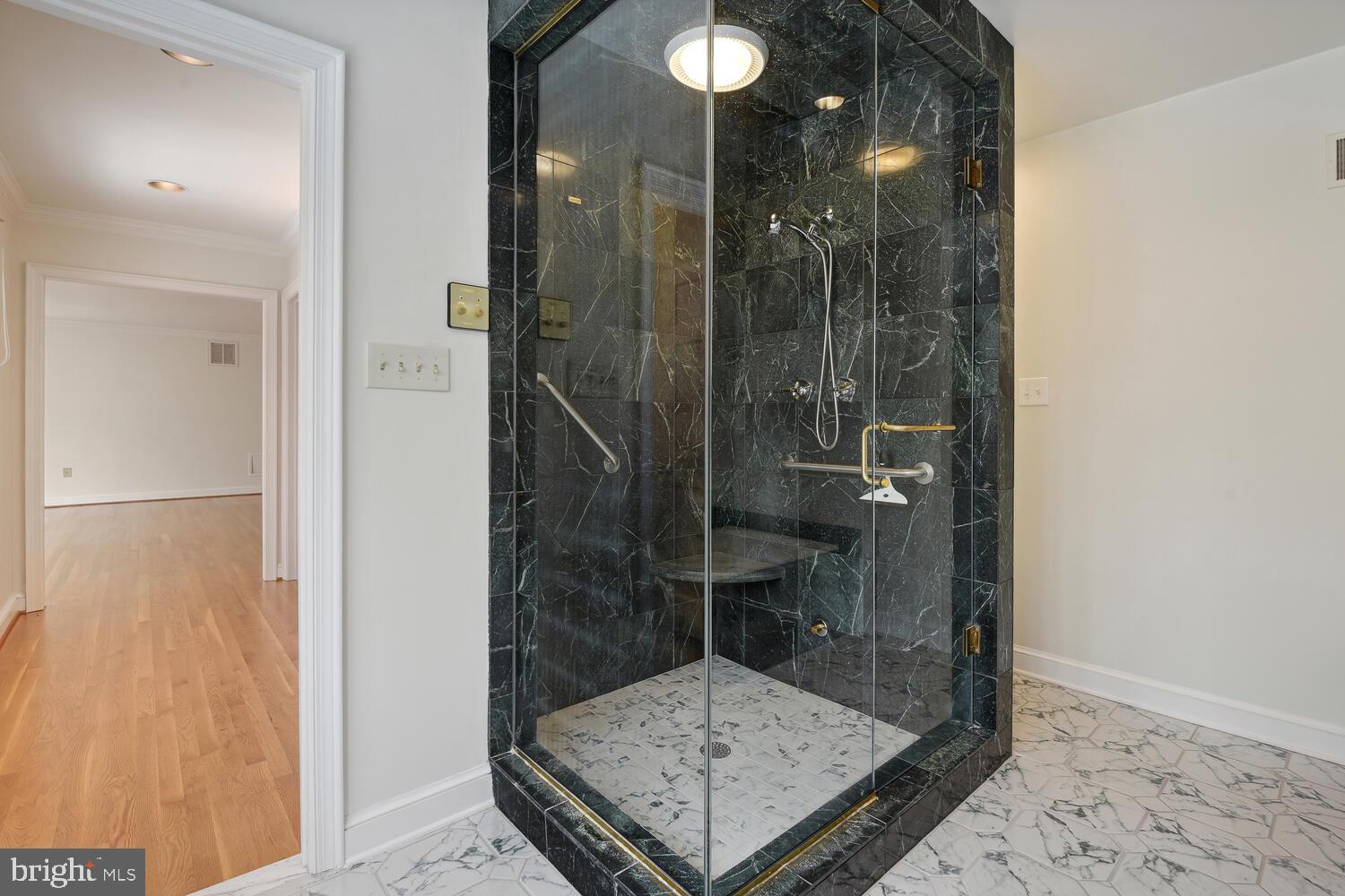 SMITHFIELD - Residential