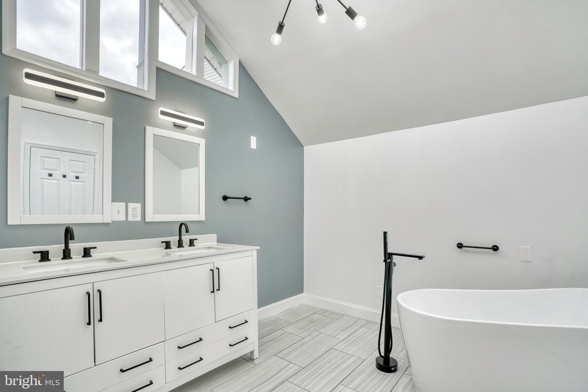 MURRAY POINT - Residential