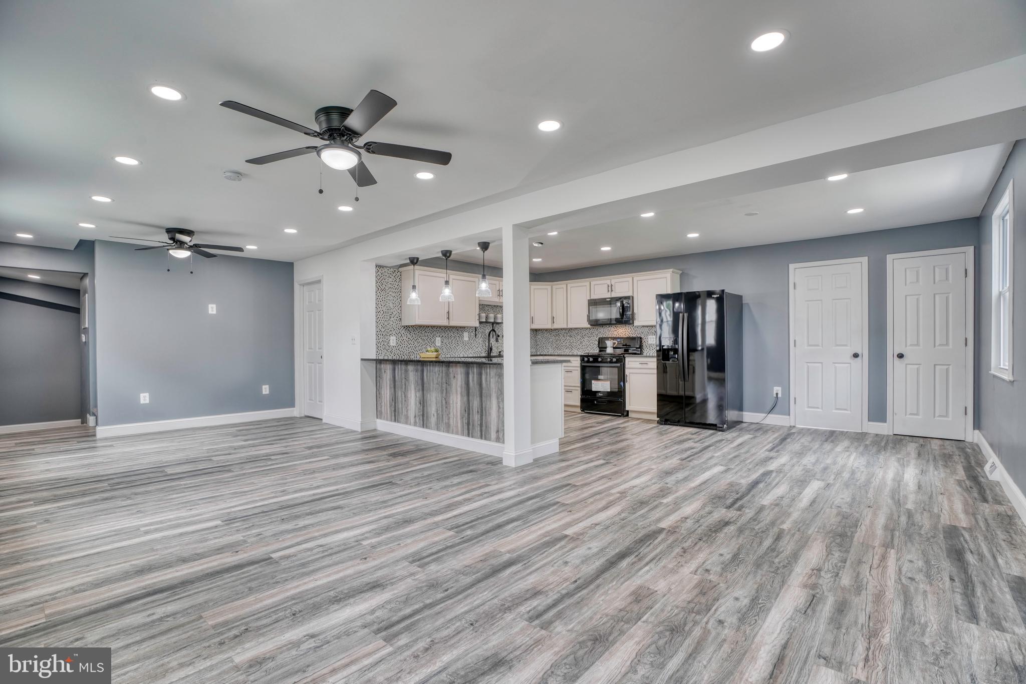 MURRAY POINT - Residential