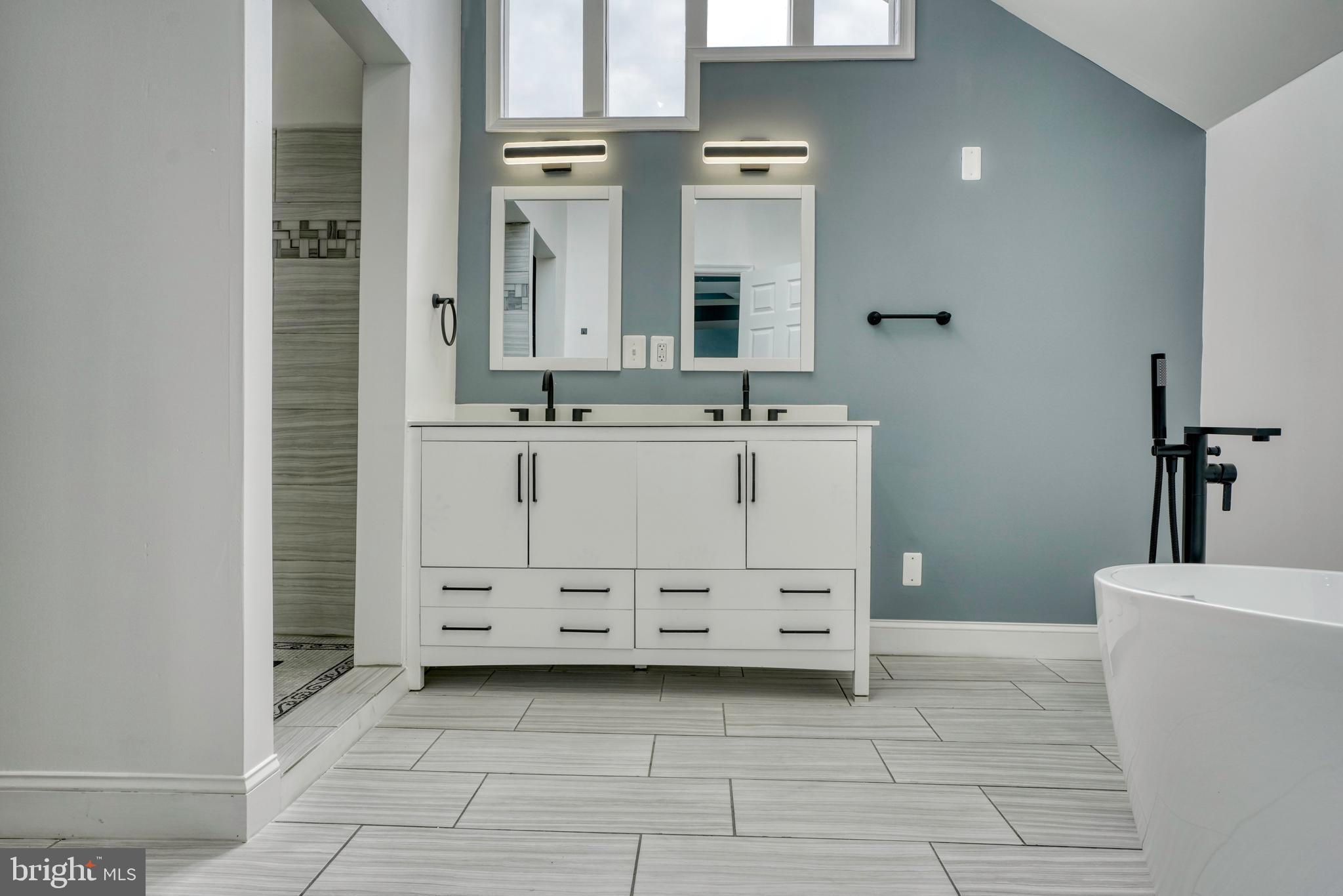 MURRAY POINT - Residential