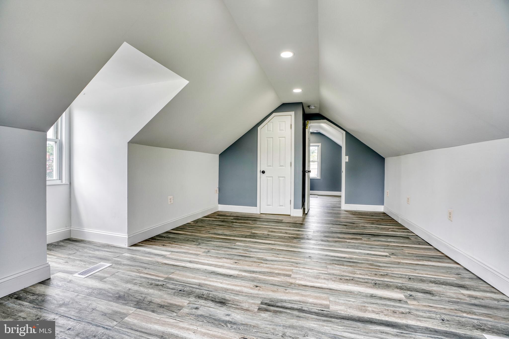 MURRAY POINT - Residential