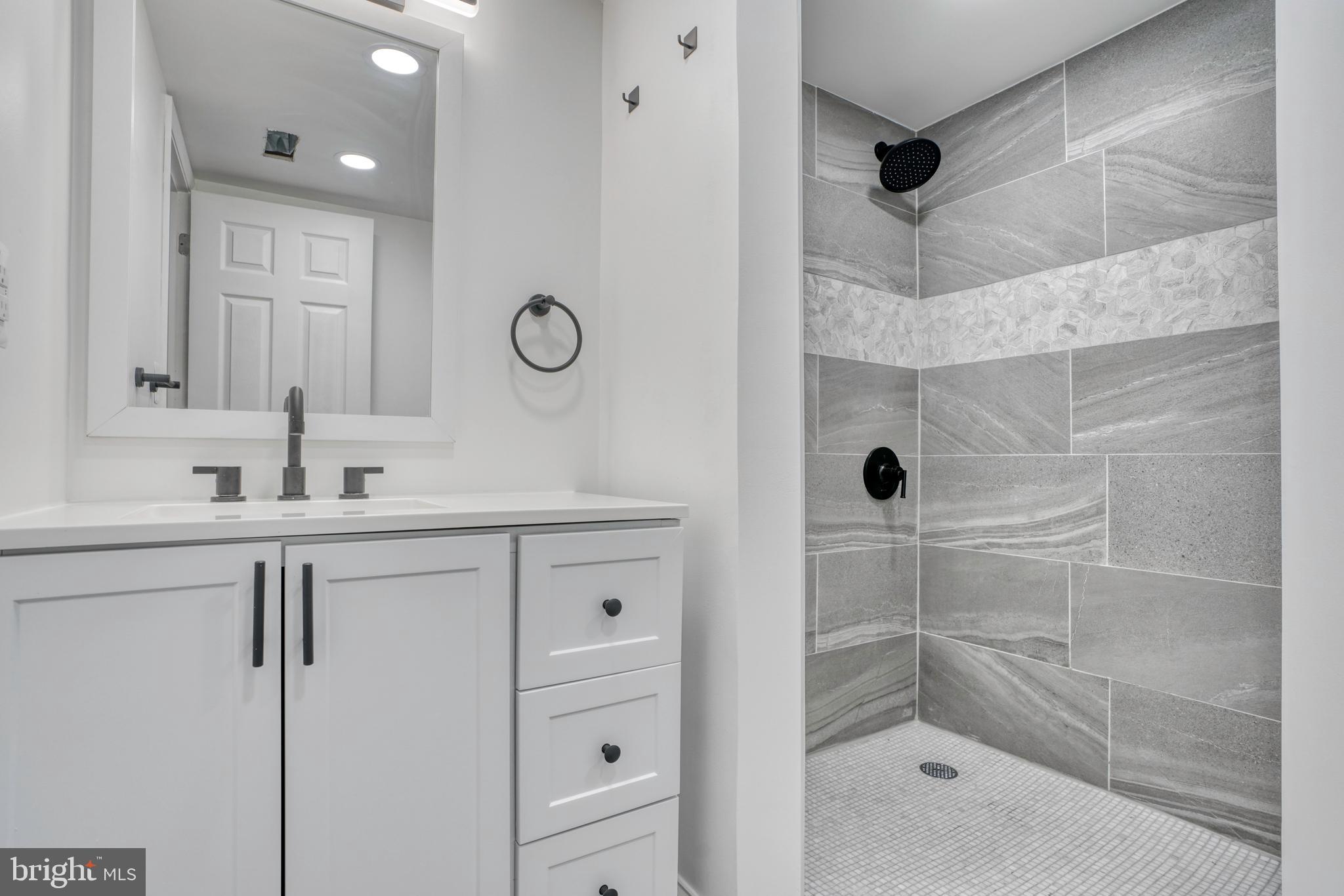 MURRAY POINT - Residential