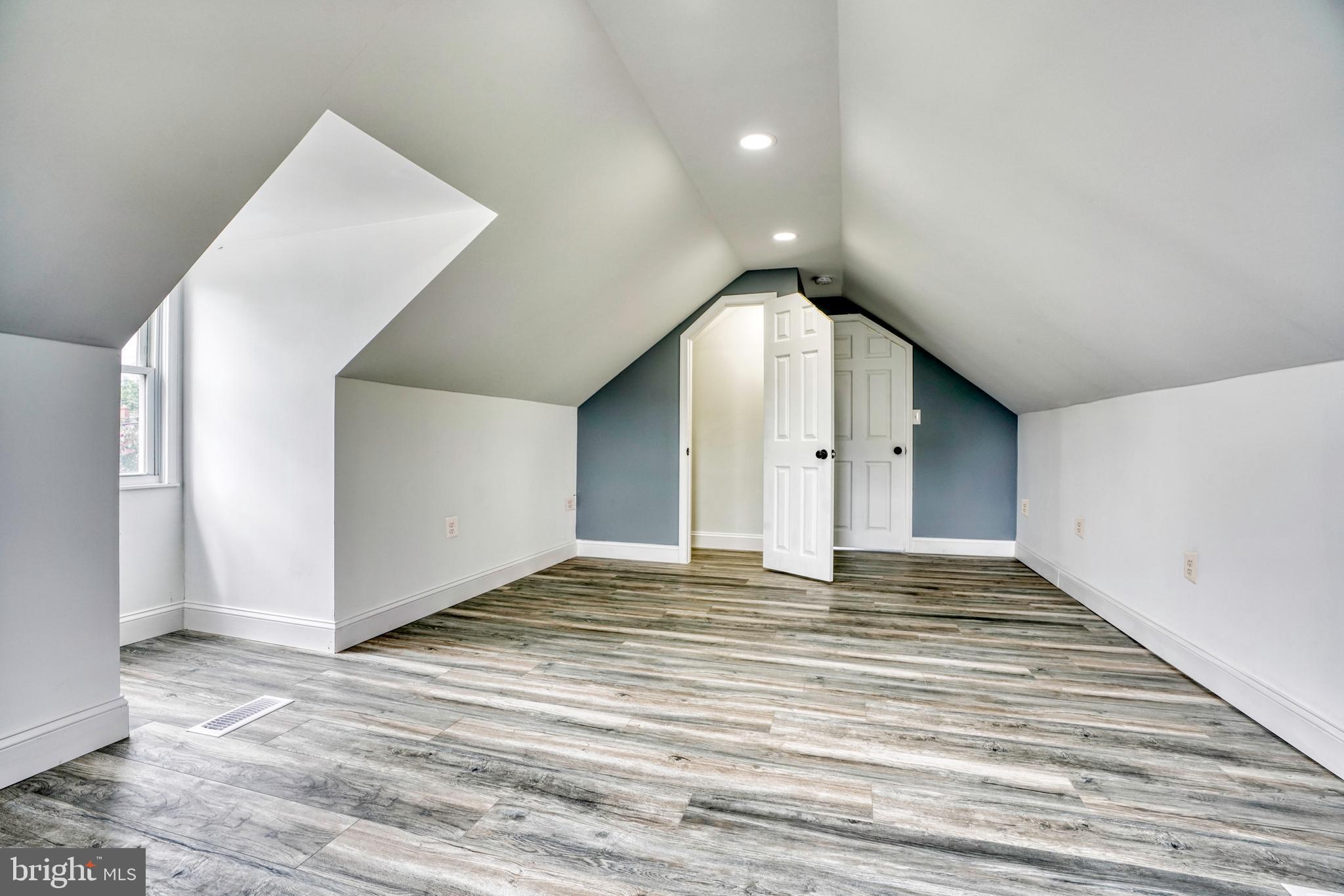 MURRAY POINT - Residential