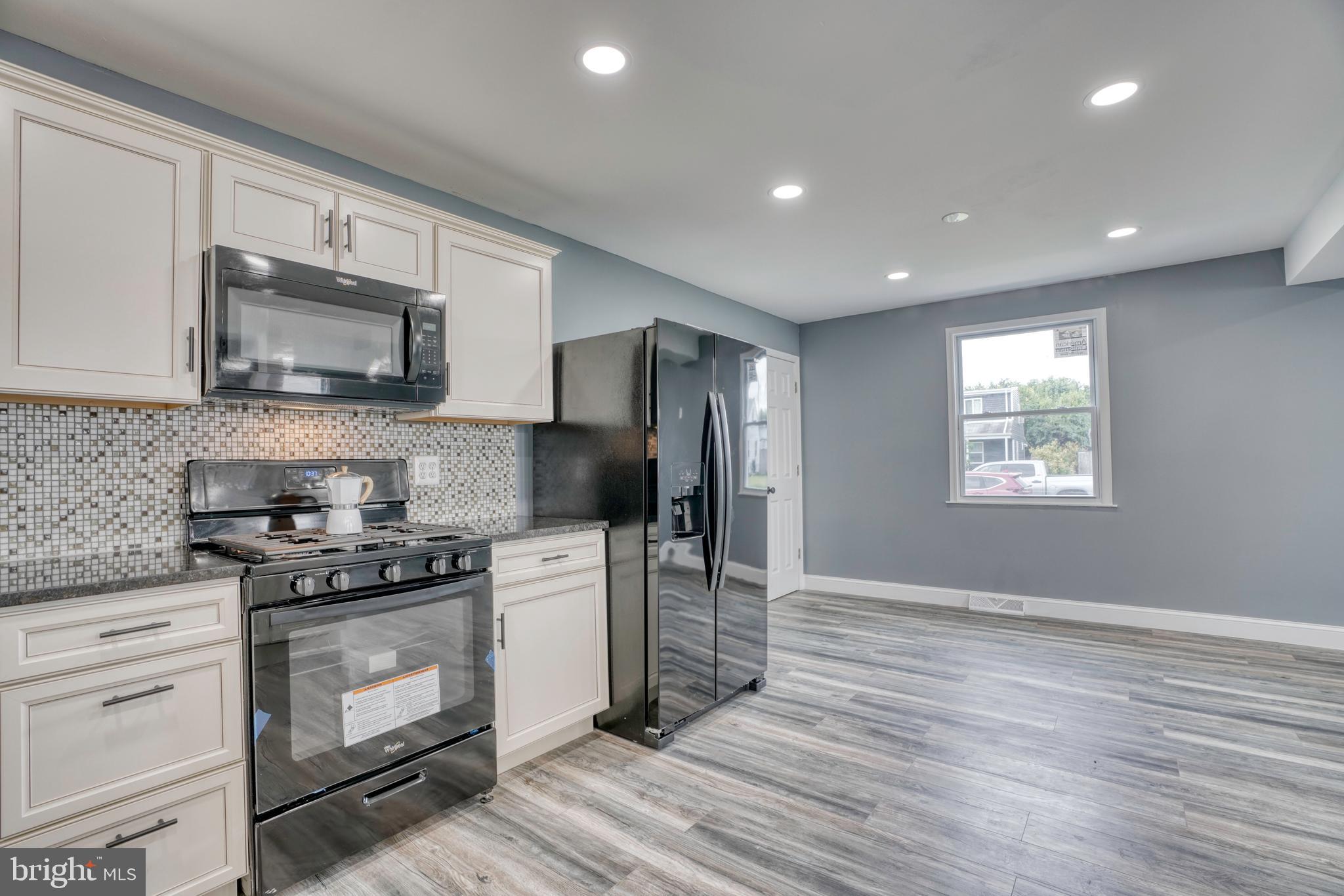 MURRAY POINT - Residential