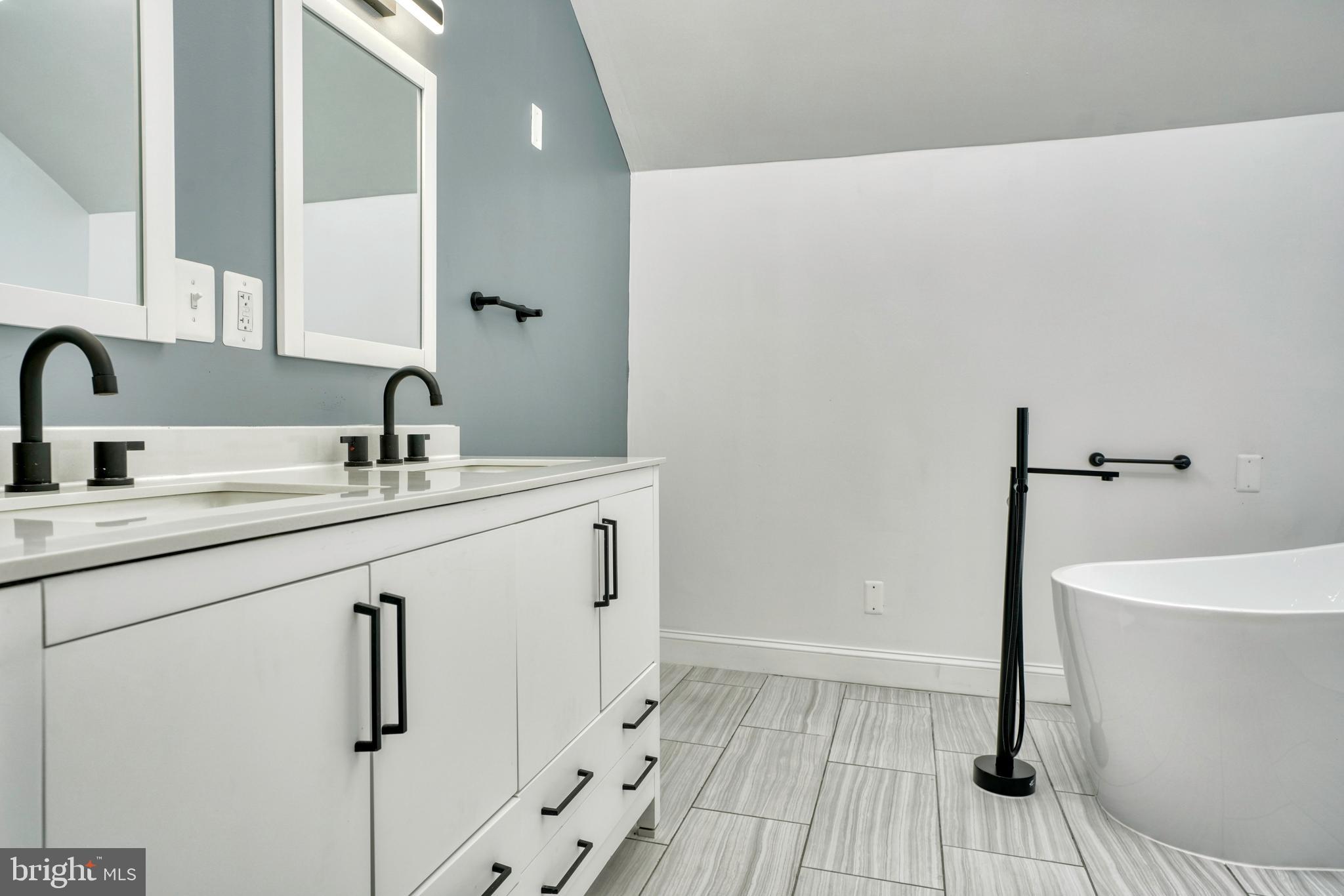 MURRAY POINT - Residential