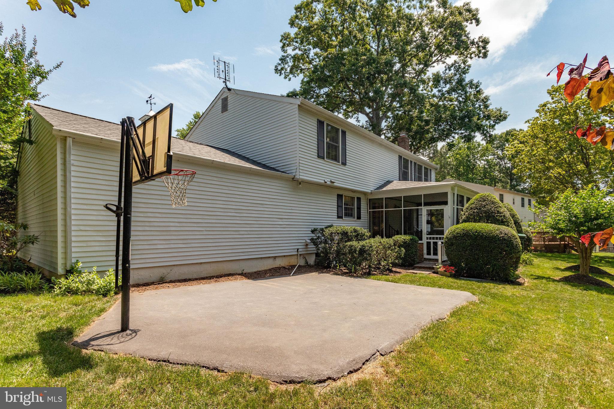 MONTCLAIR - Residential