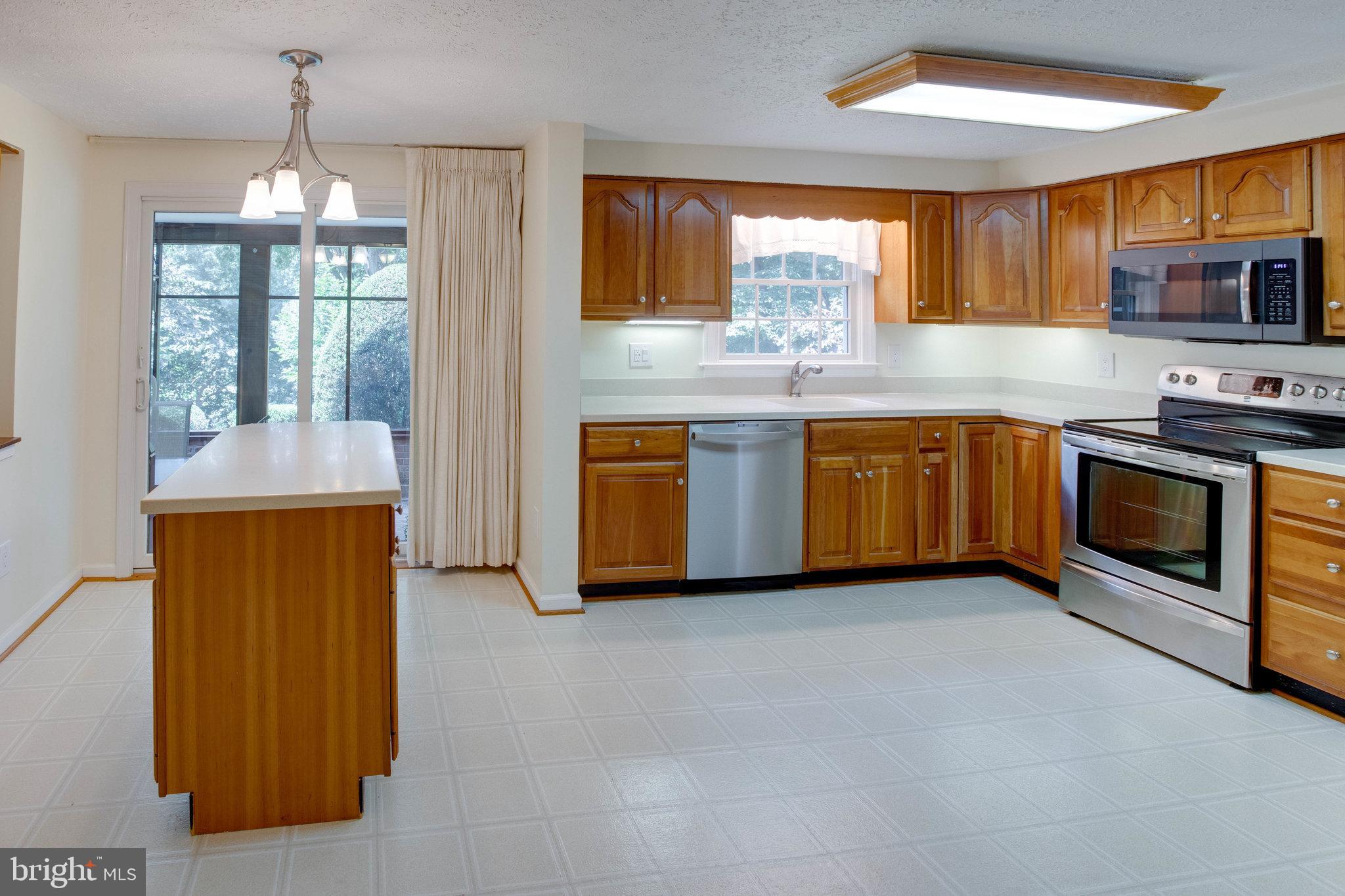 MONTCLAIR - Residential