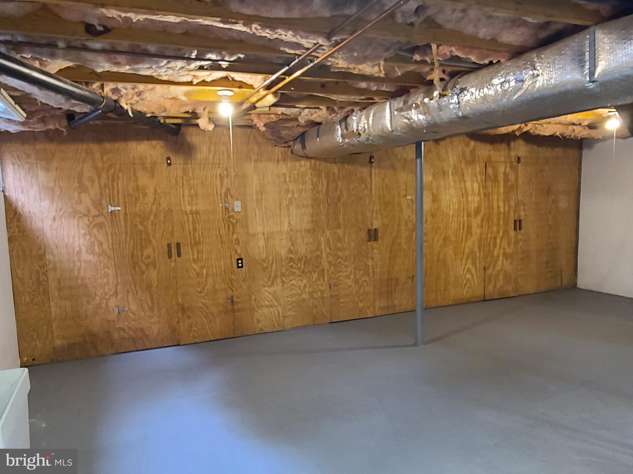 MONTCLAIR - Residential