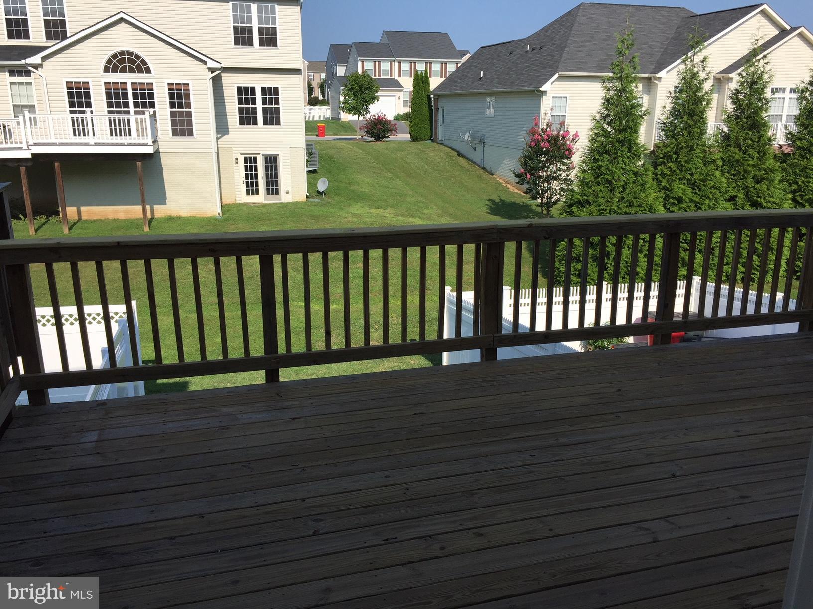 LAKELAND PLACE - Residential