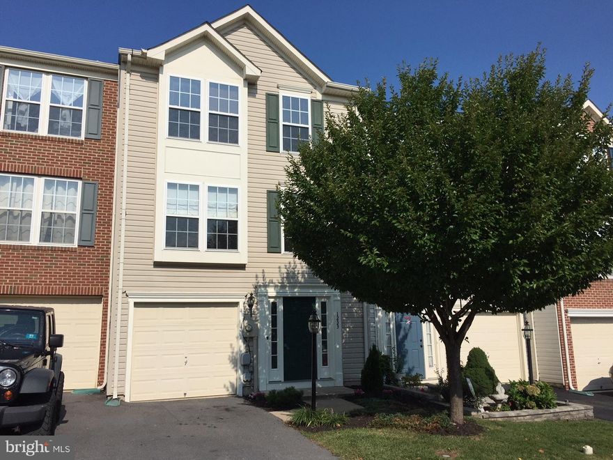 Was a 2 BR, 2 1/2 BA townhouse....coverted to 3BR upon contract negotiations.  Upper large bedroom was split and closet added to new room.  Now a 3 BR townhouse.  Exposed to market during the duration of this listing as a 2 BR townhouse.  Lower (main) level is finished with a large living room, hard wood floors on 2nd level, granite counters, GE Profile appliances, rear deck.