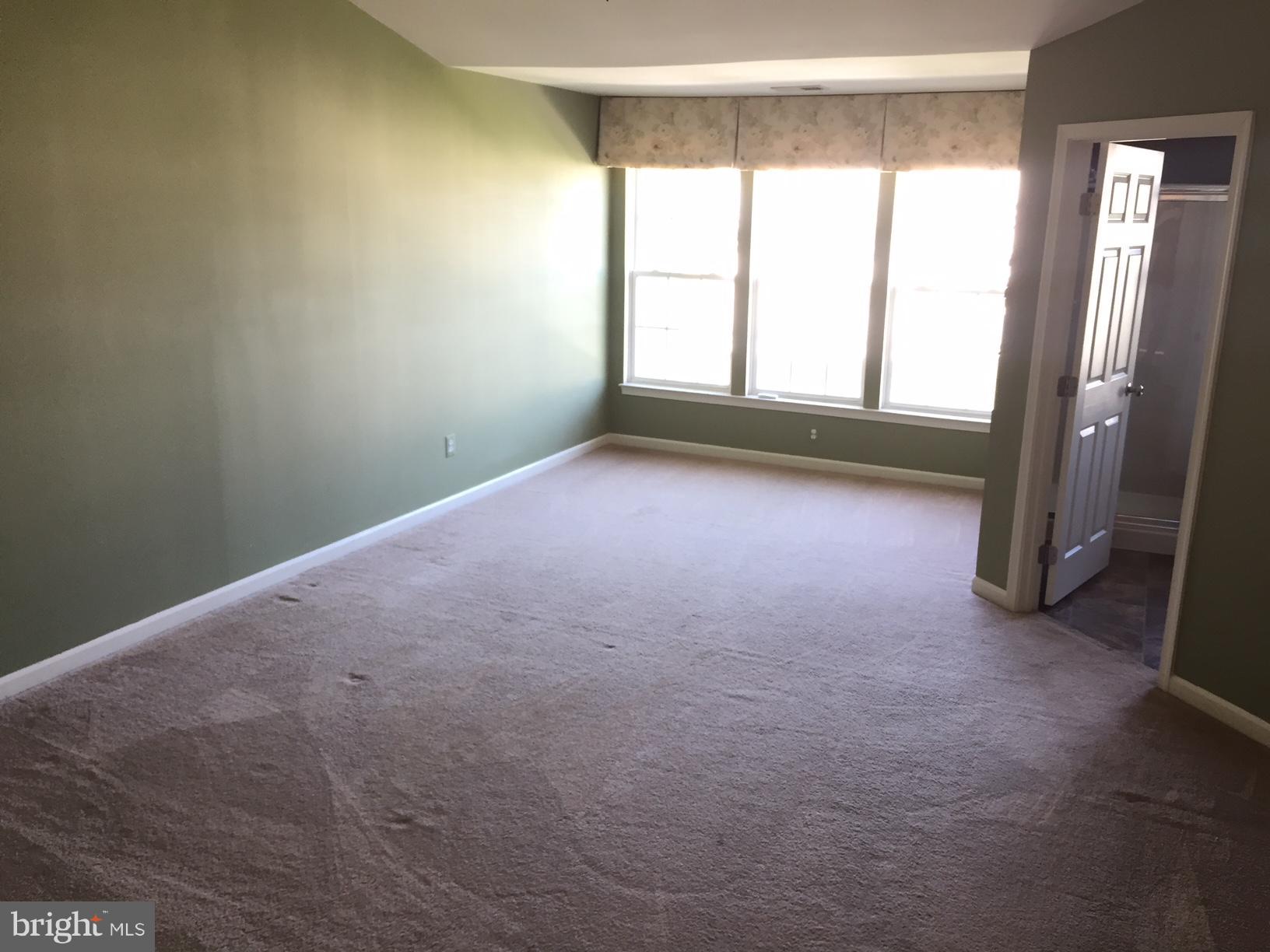 LAKELAND PLACE - Residential