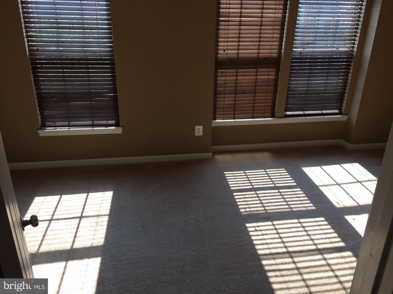 LAKELAND PLACE - Residential