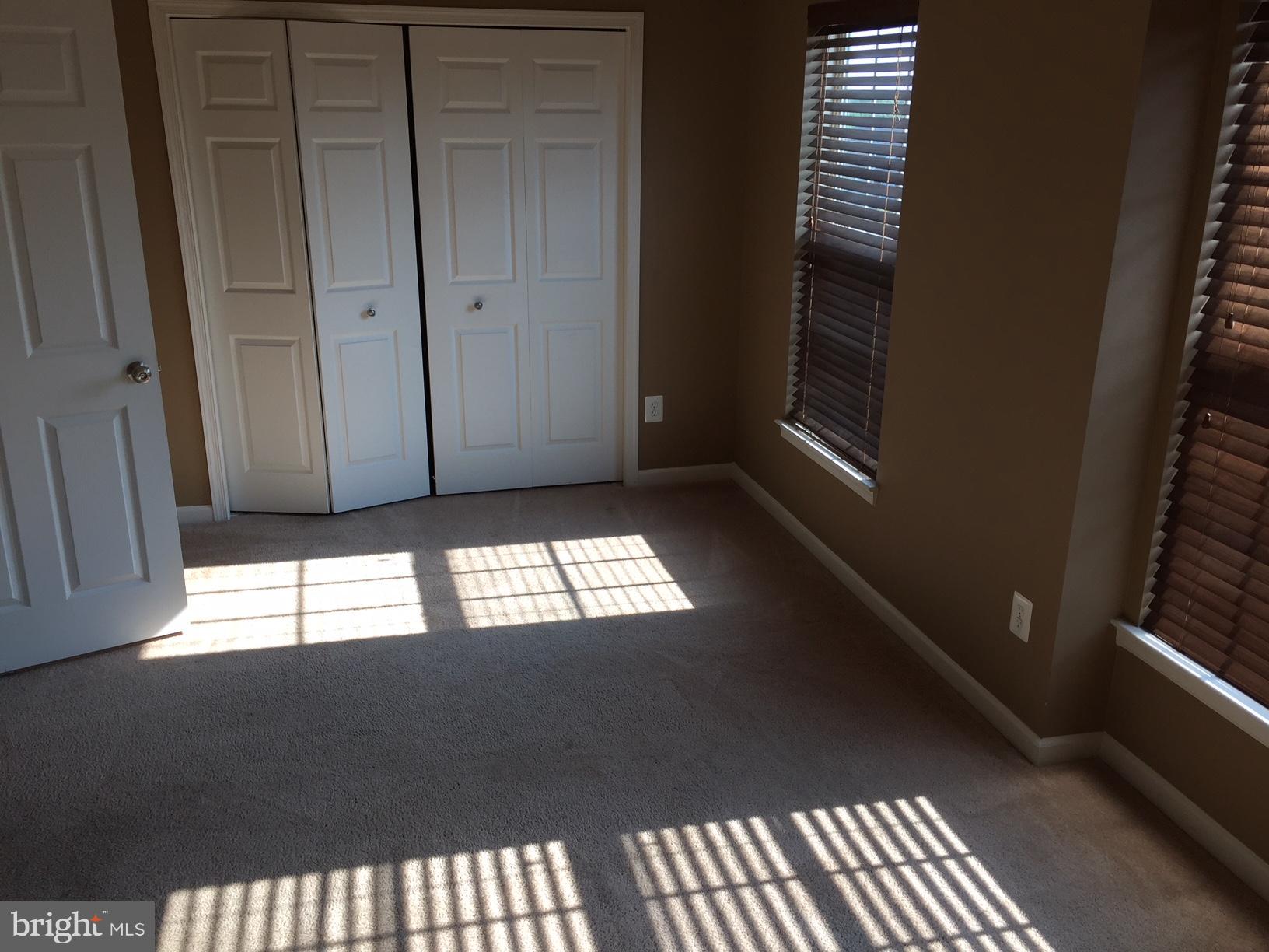 LAKELAND PLACE - Residential