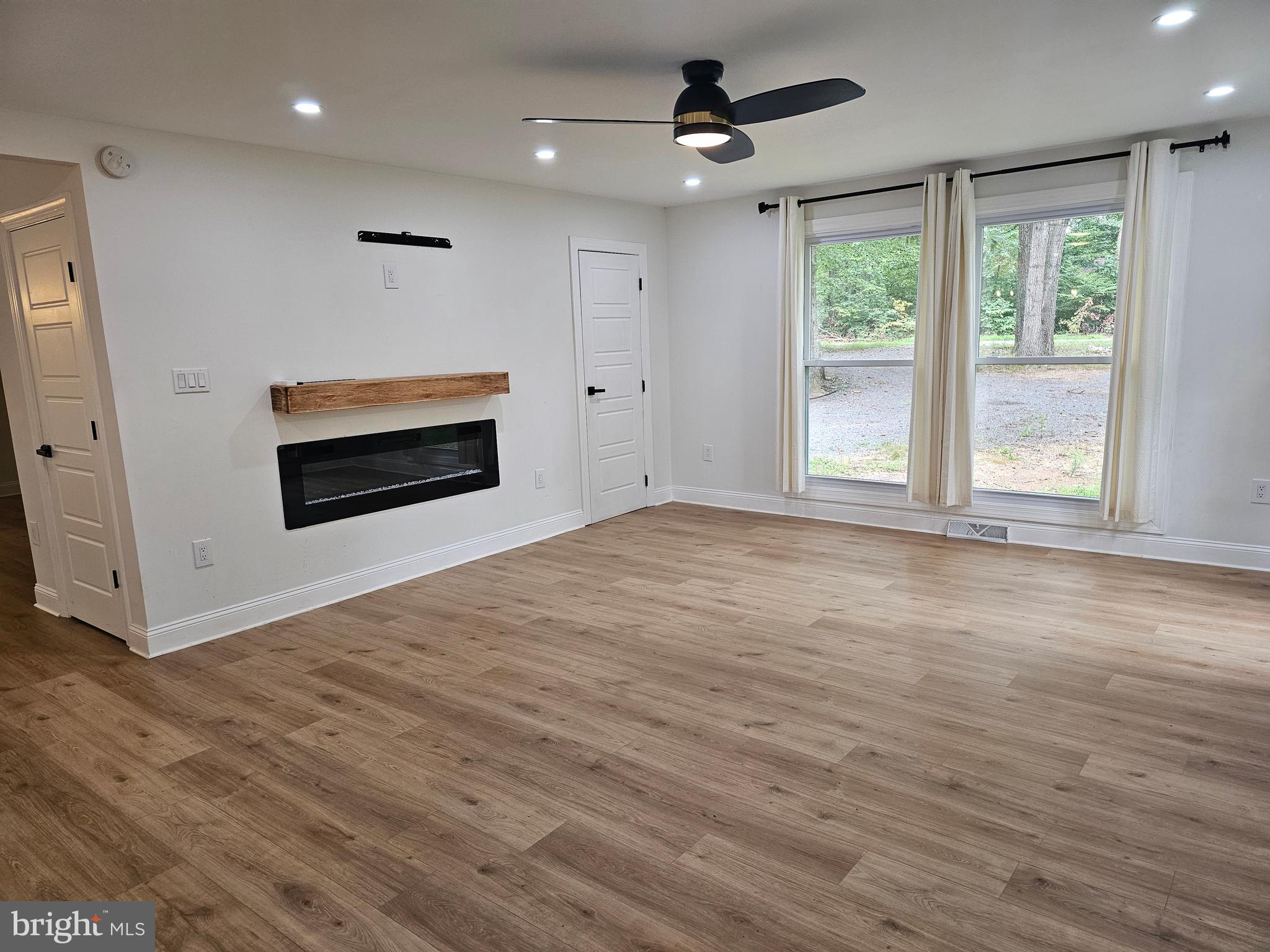 STONEHOUSE WOODED ESTATES - Residential