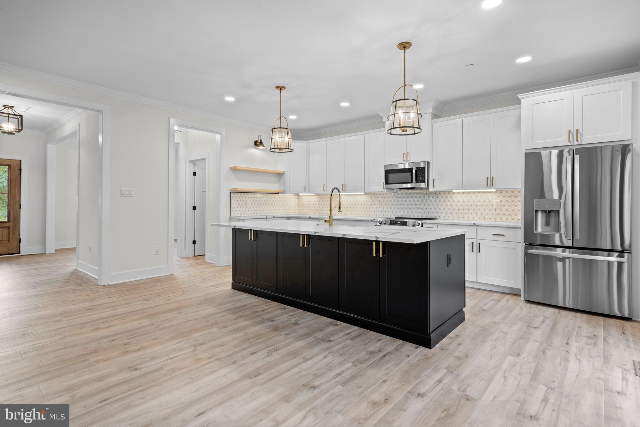 CLIFFTON ON THE POTOMAC - Residential