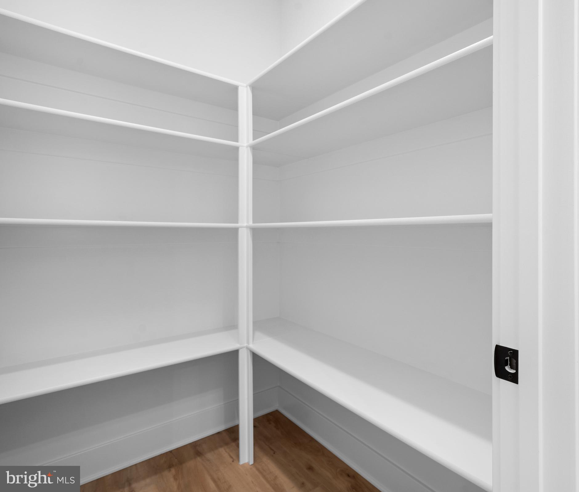 CLIFFTON ON THE POTOMAC - Residential