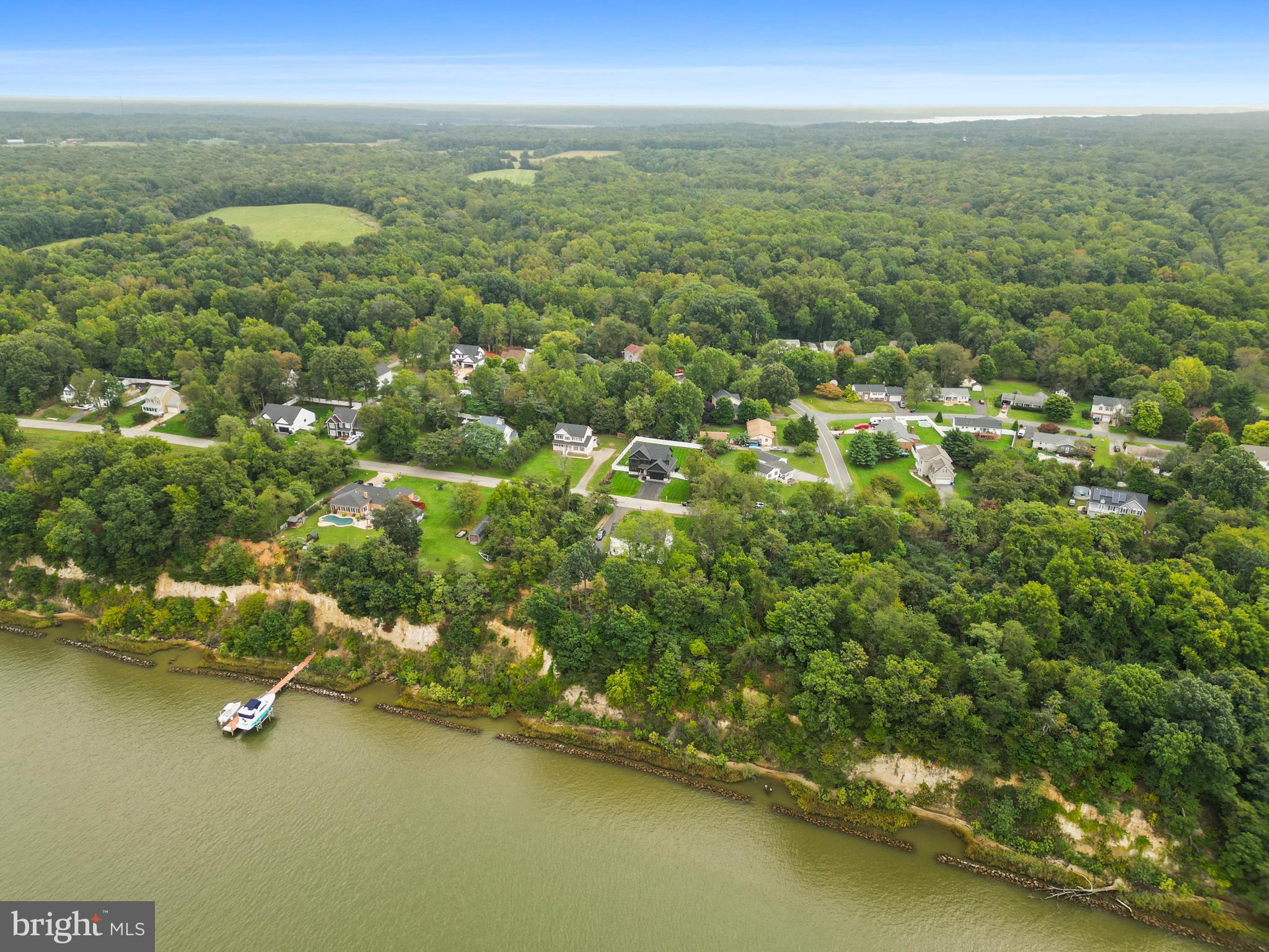 CLIFFTON ON THE POTOMAC - Residential