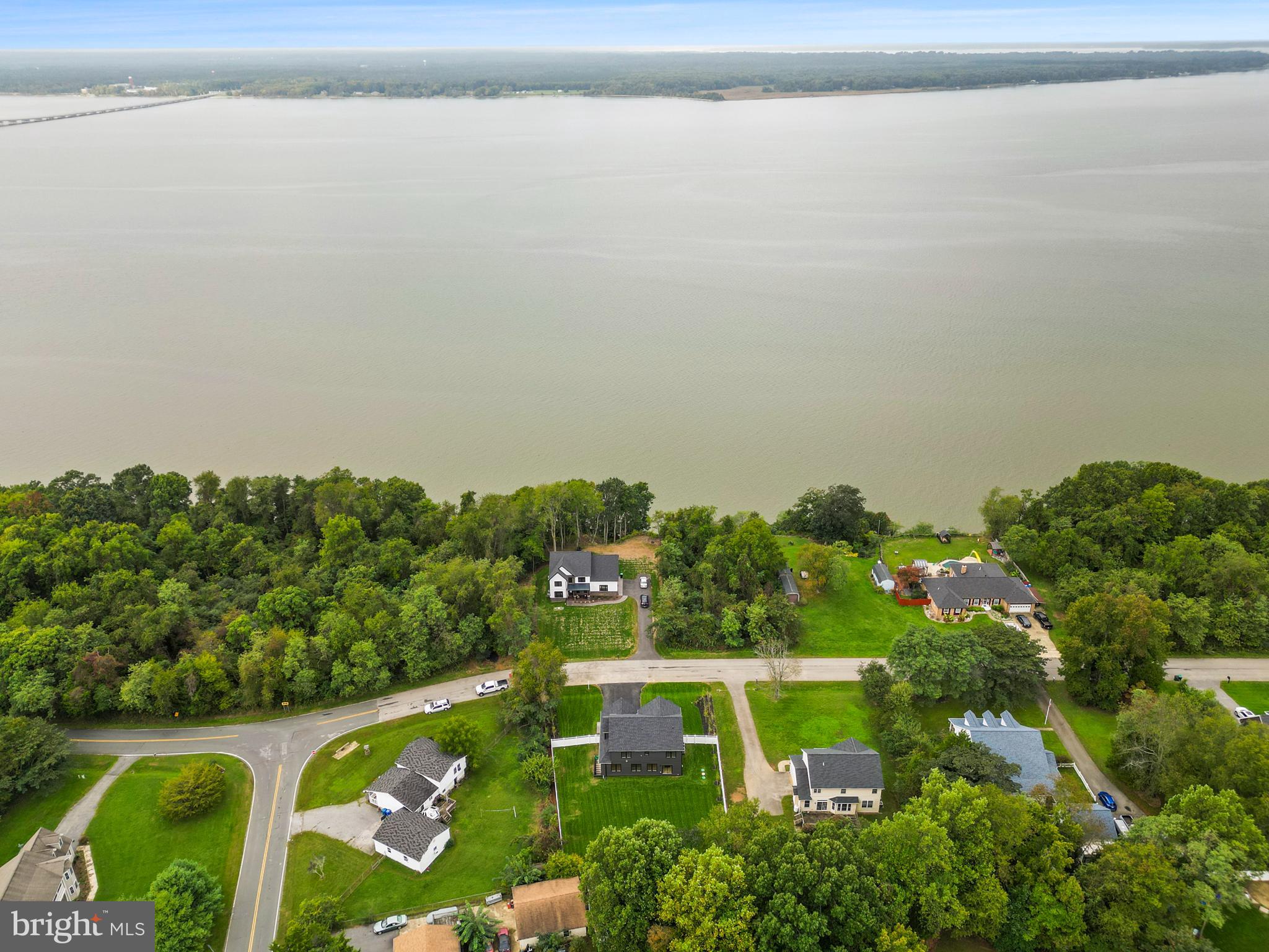 CLIFFTON ON THE POTOMAC - Residential